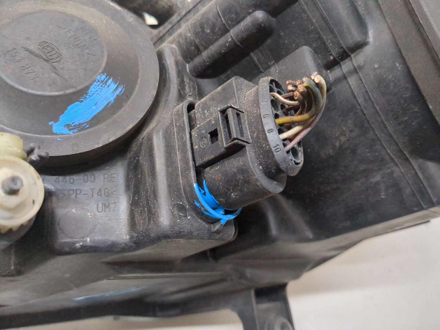 Фара правая