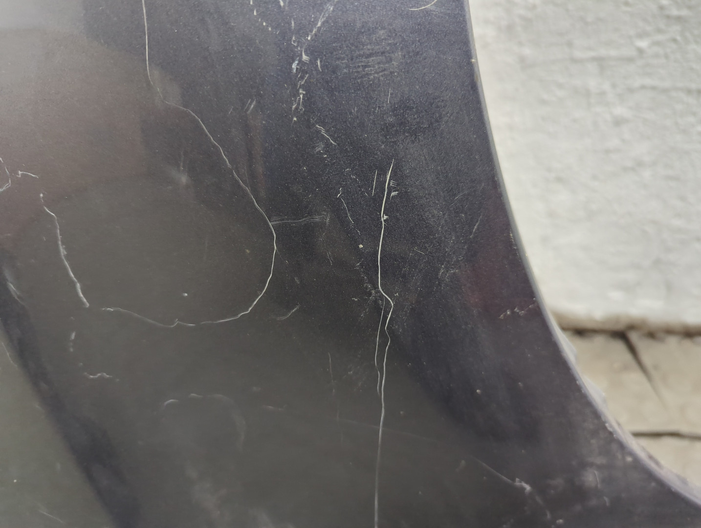 Крыло переднее правое