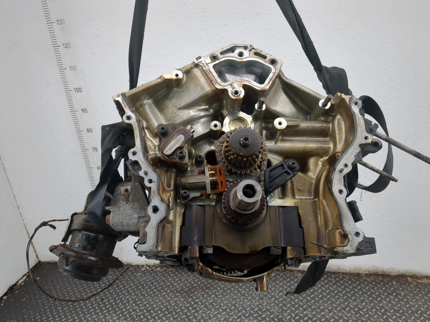 Блок двигателя