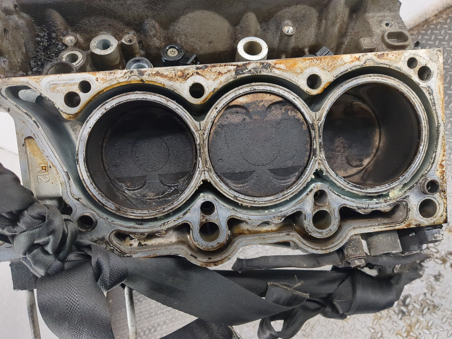 Блок двигателя