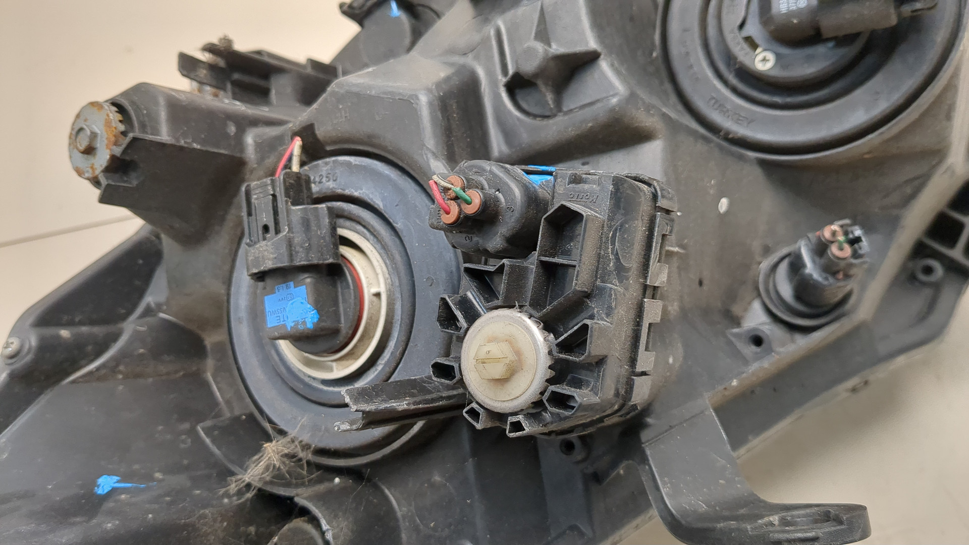 Фара правая