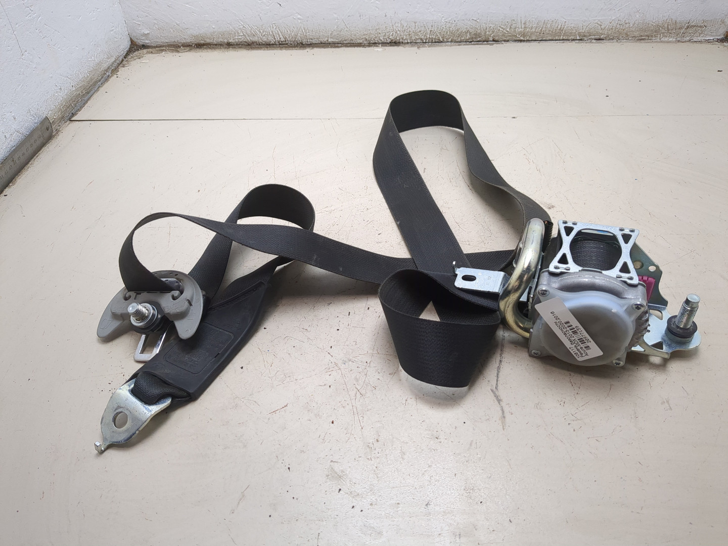 Ремень безопасности