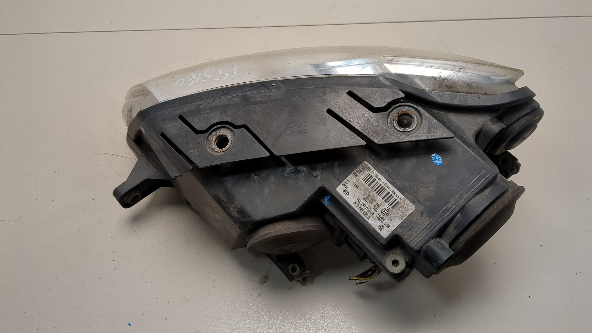 Фара правая