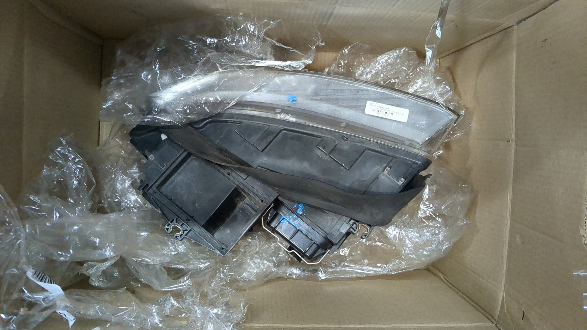 Фара правая