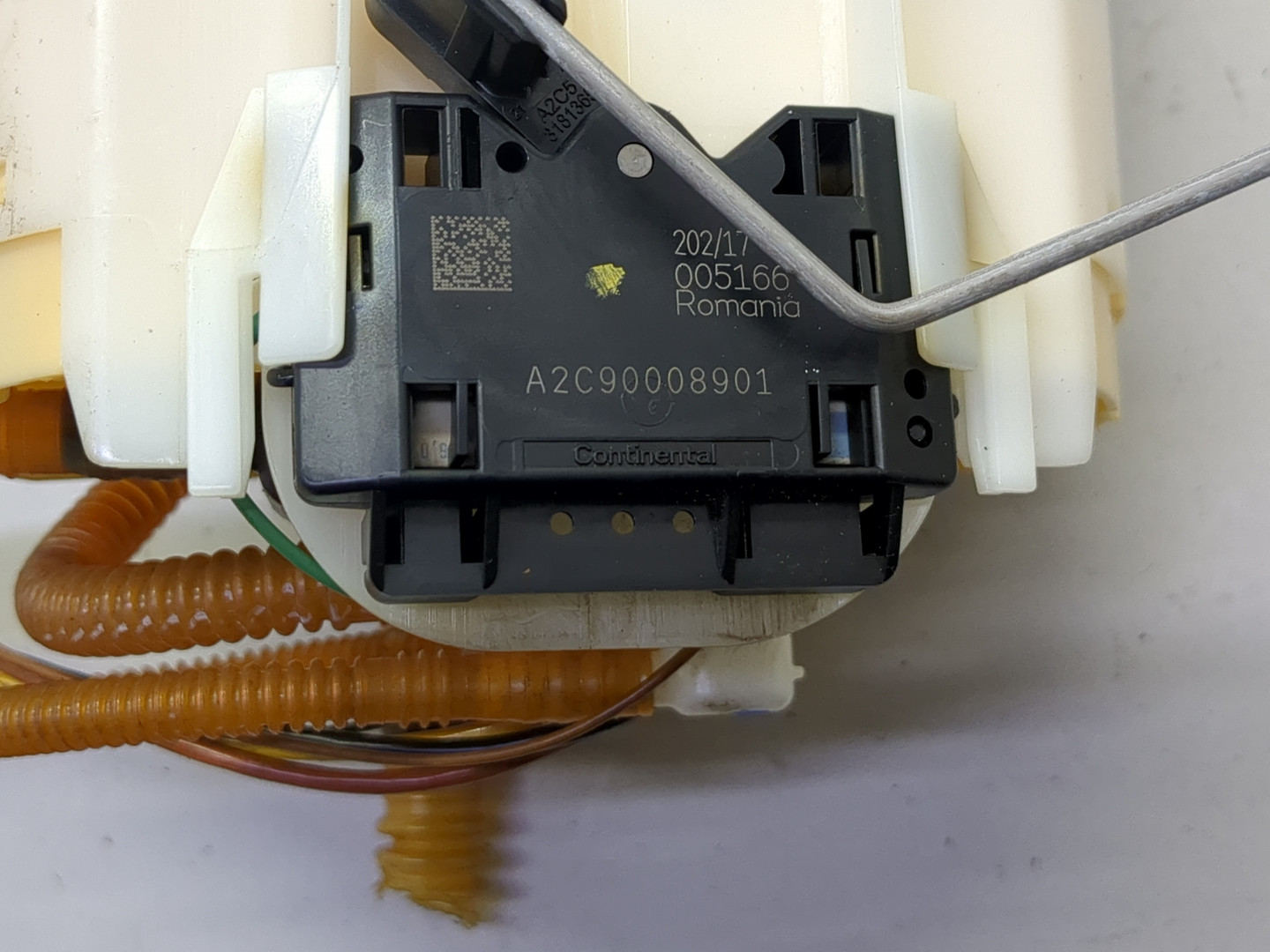 Насос топливный электрический