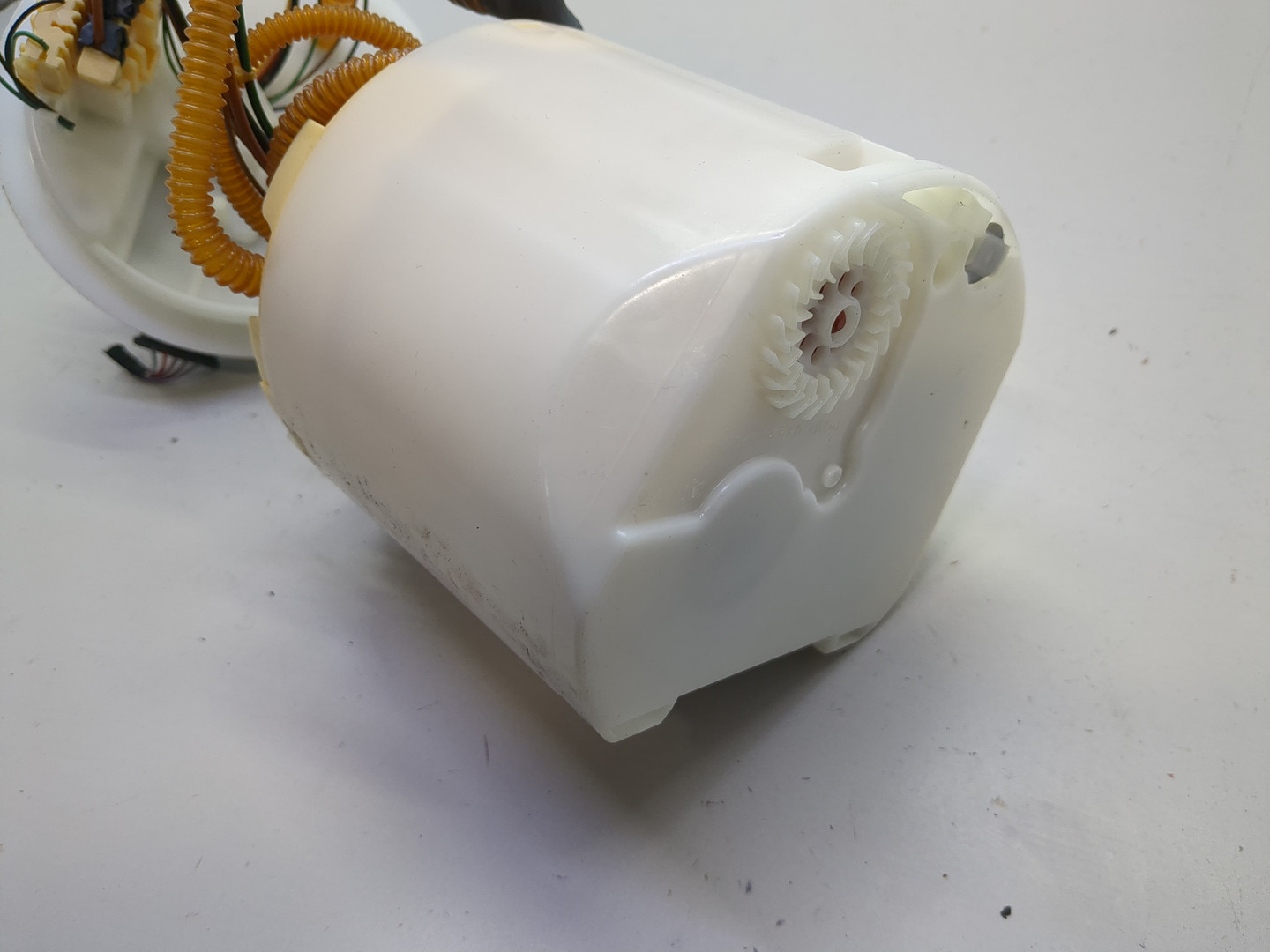 Насос топливный электрический