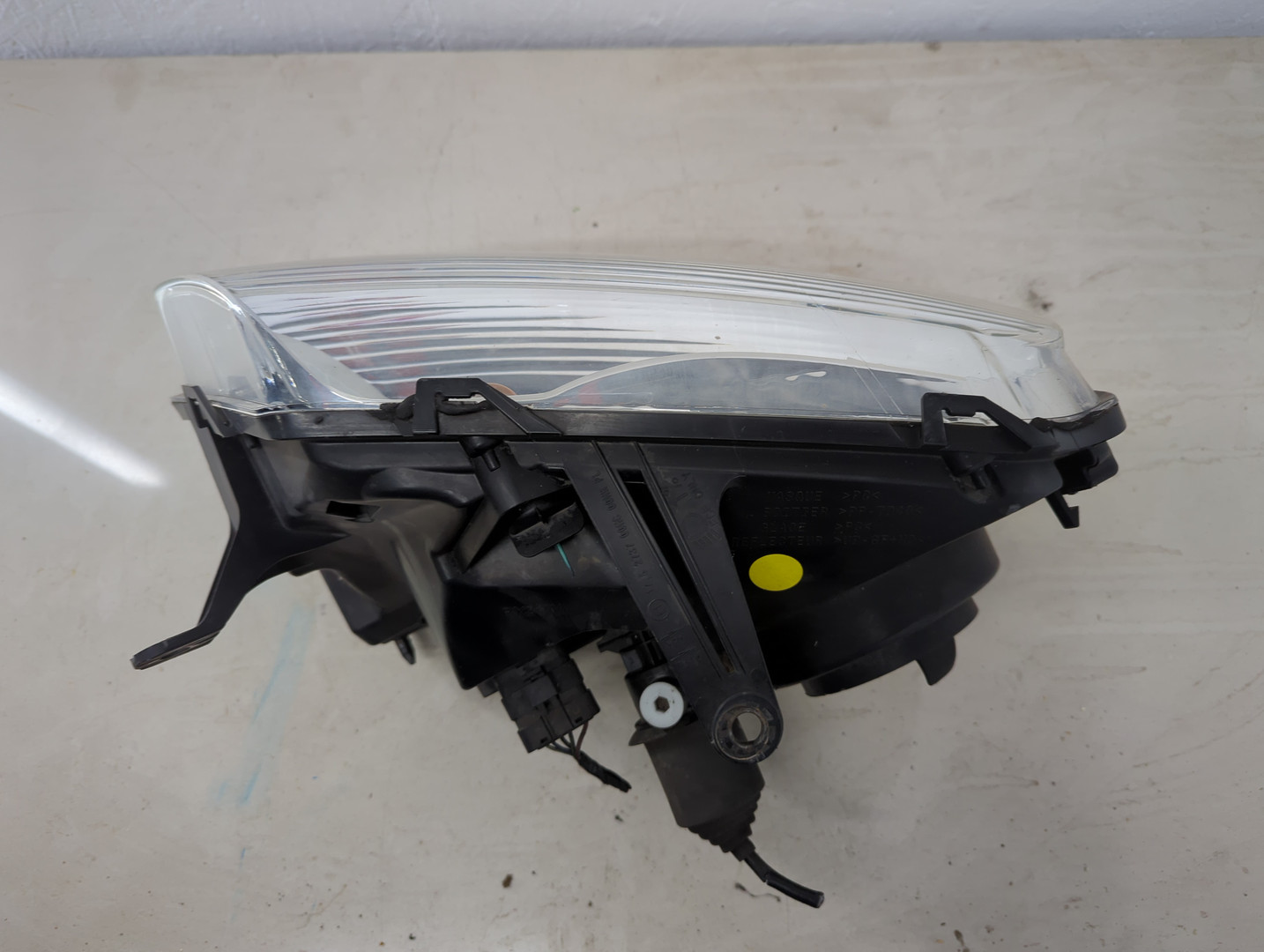 Фара правая