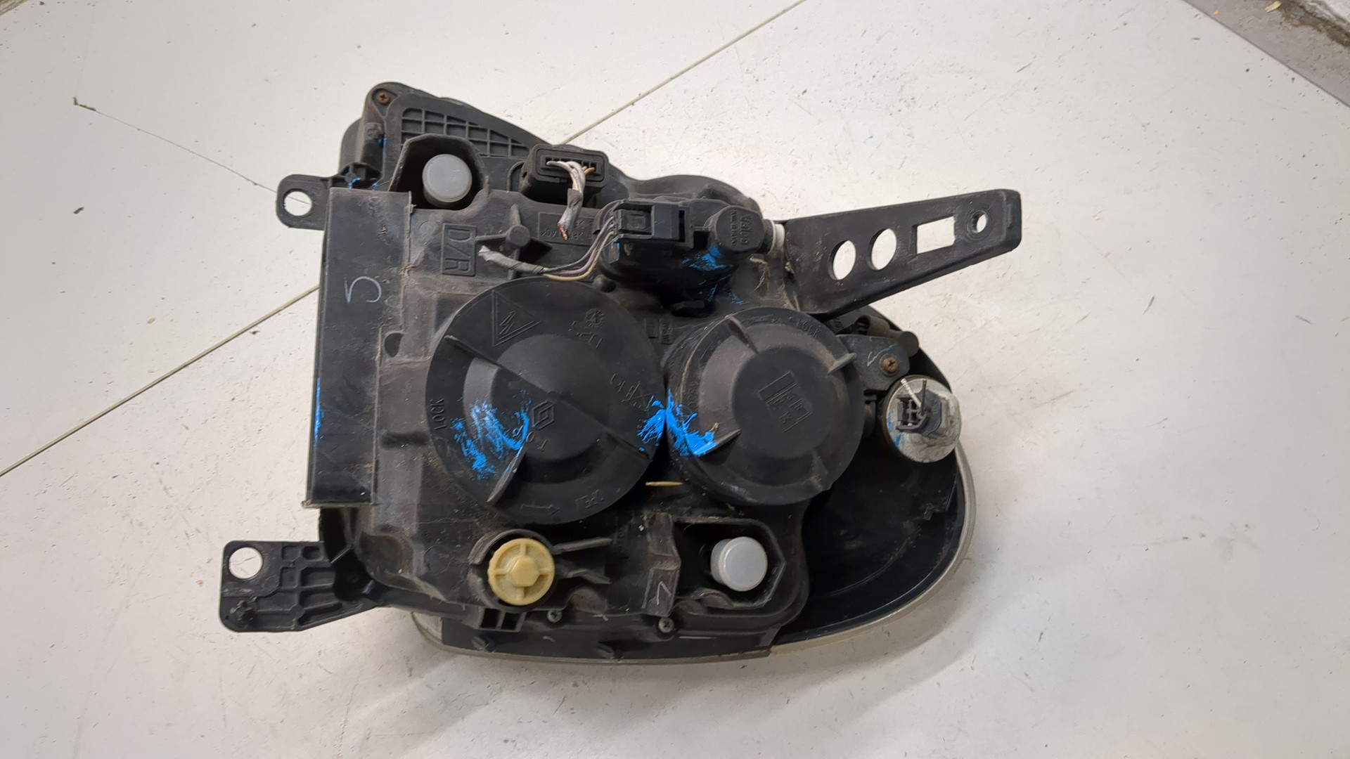 Фара правая