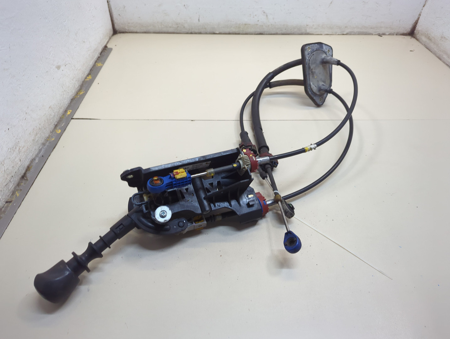 Кулиса МКПП / АКПП