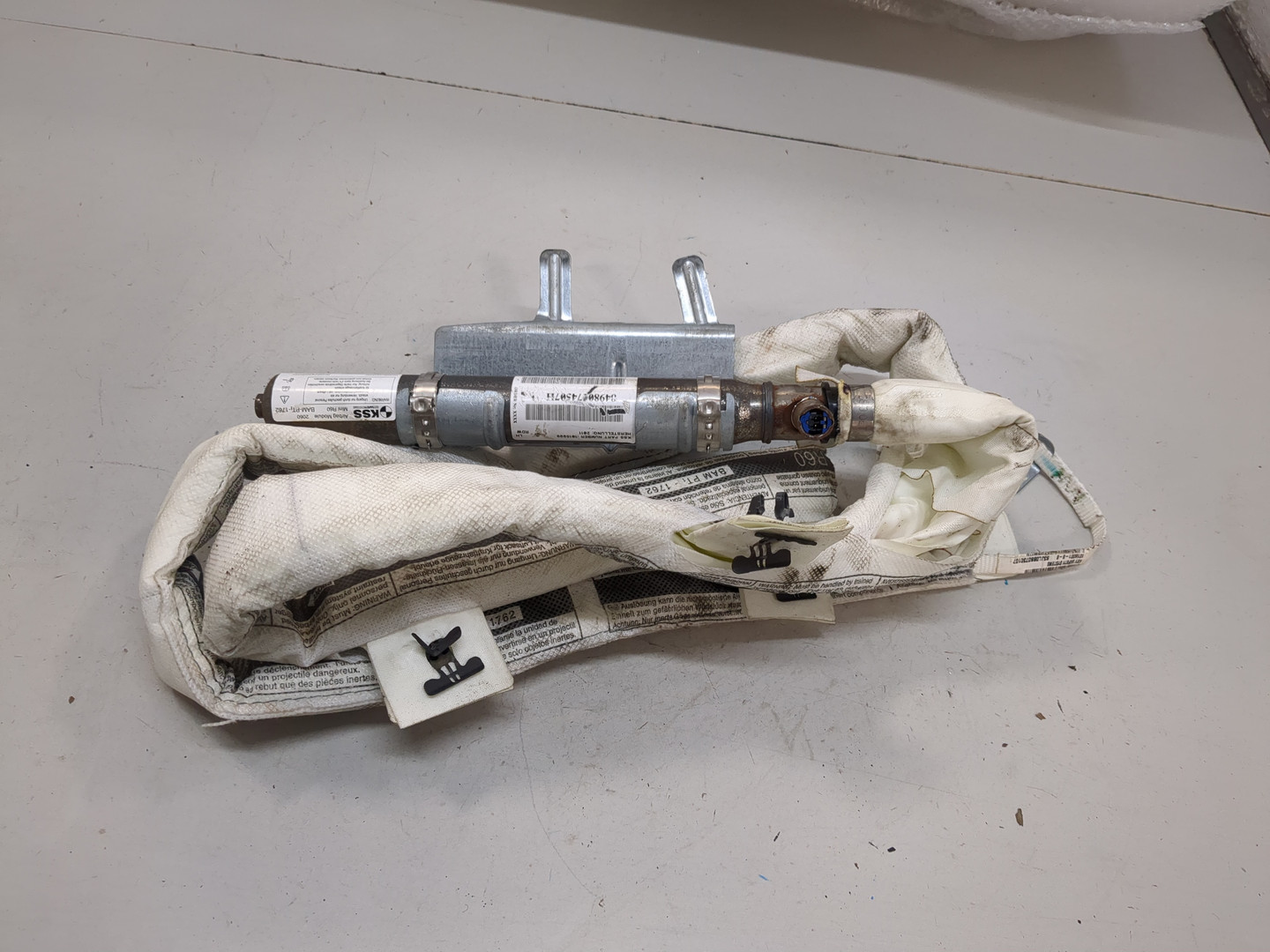 Подушка безопасности боковая (шторка)