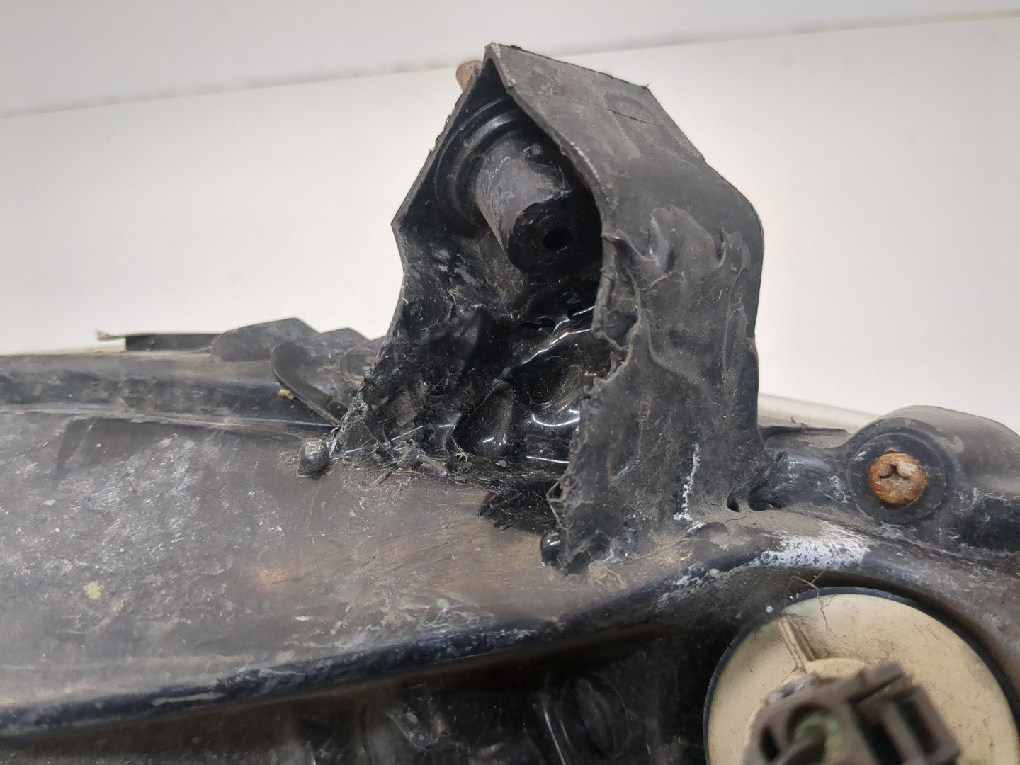 Повторитель на крыло правый