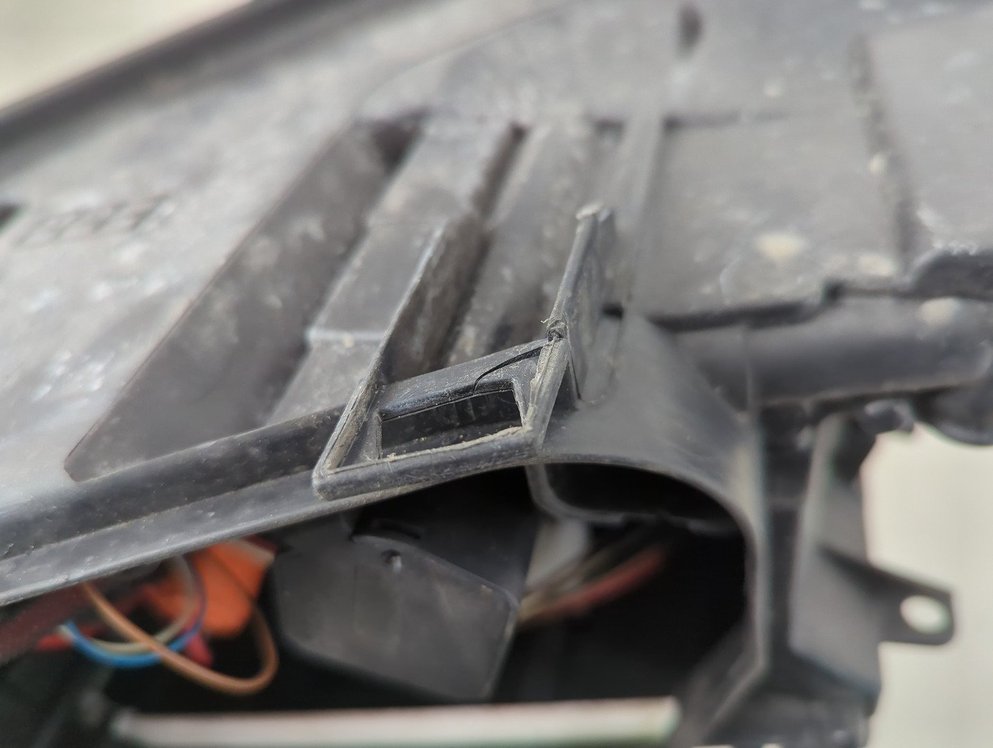 Фара правая