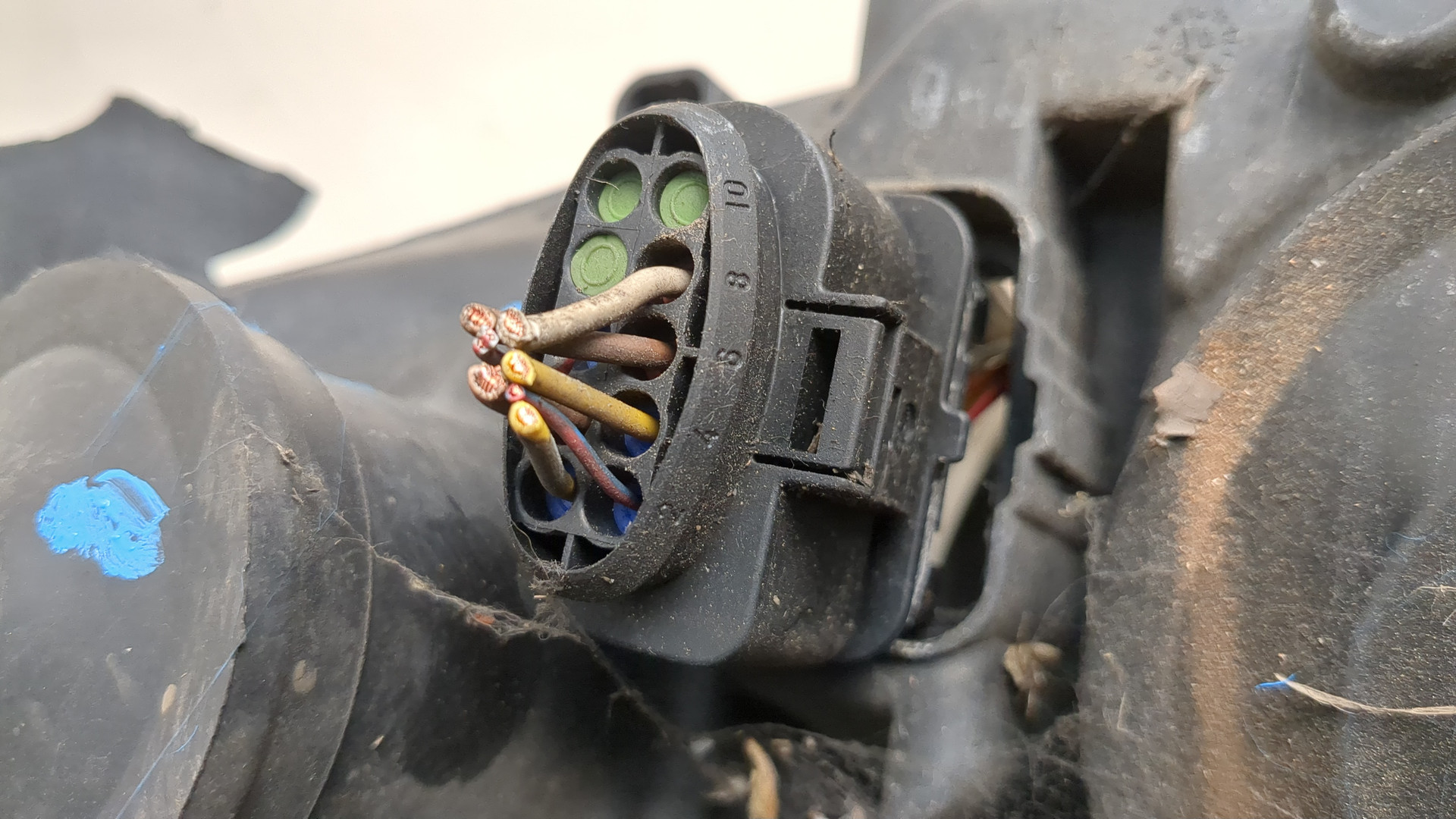 Фара правая