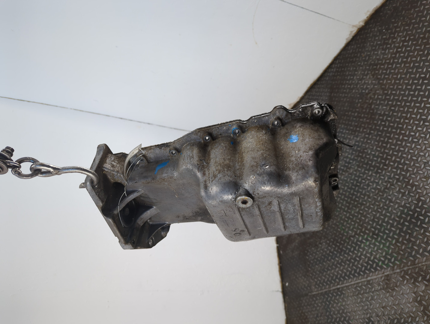 Поддон масляный двигателя (картер)