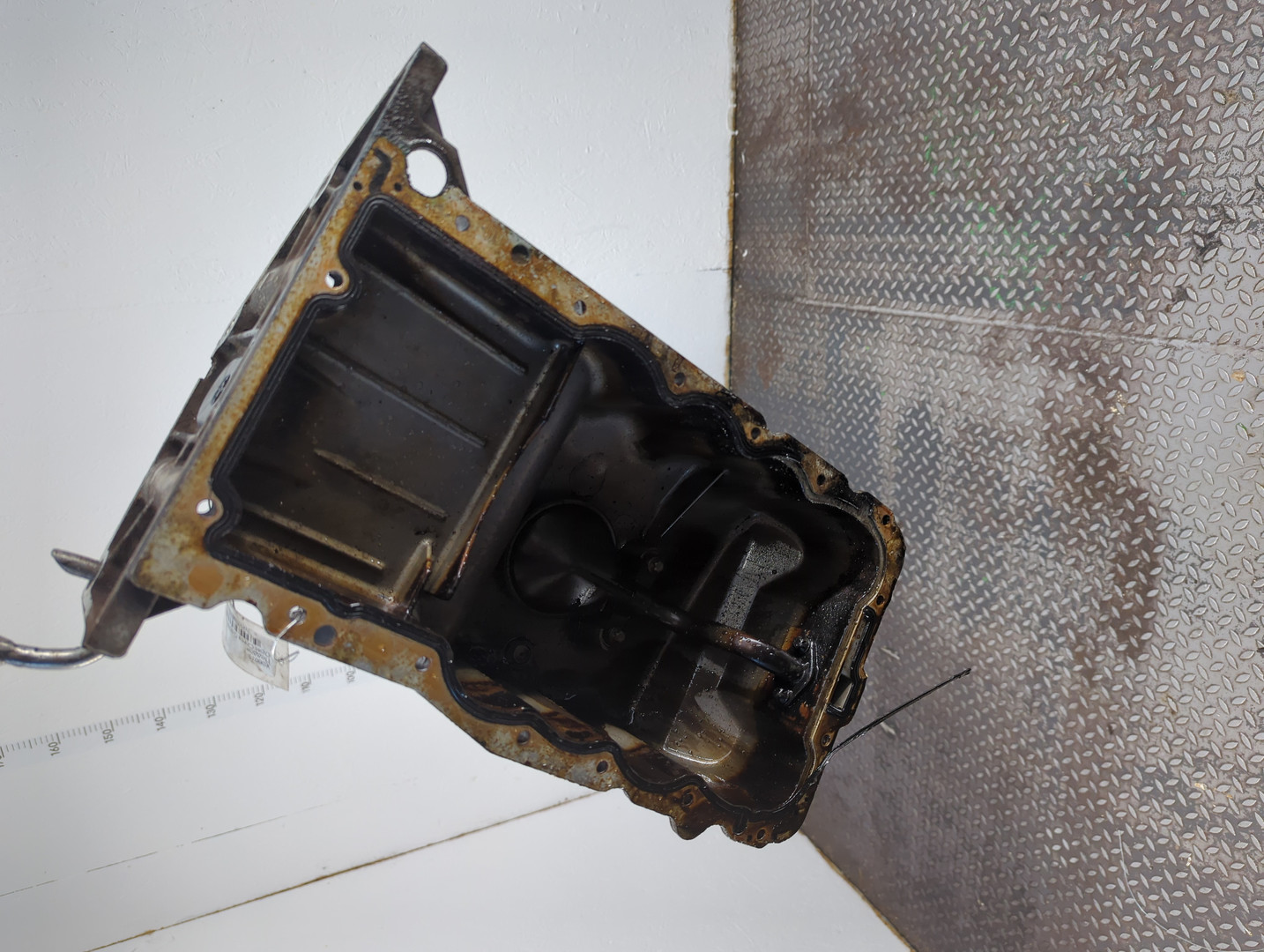 Поддон масляный двигателя (картер)