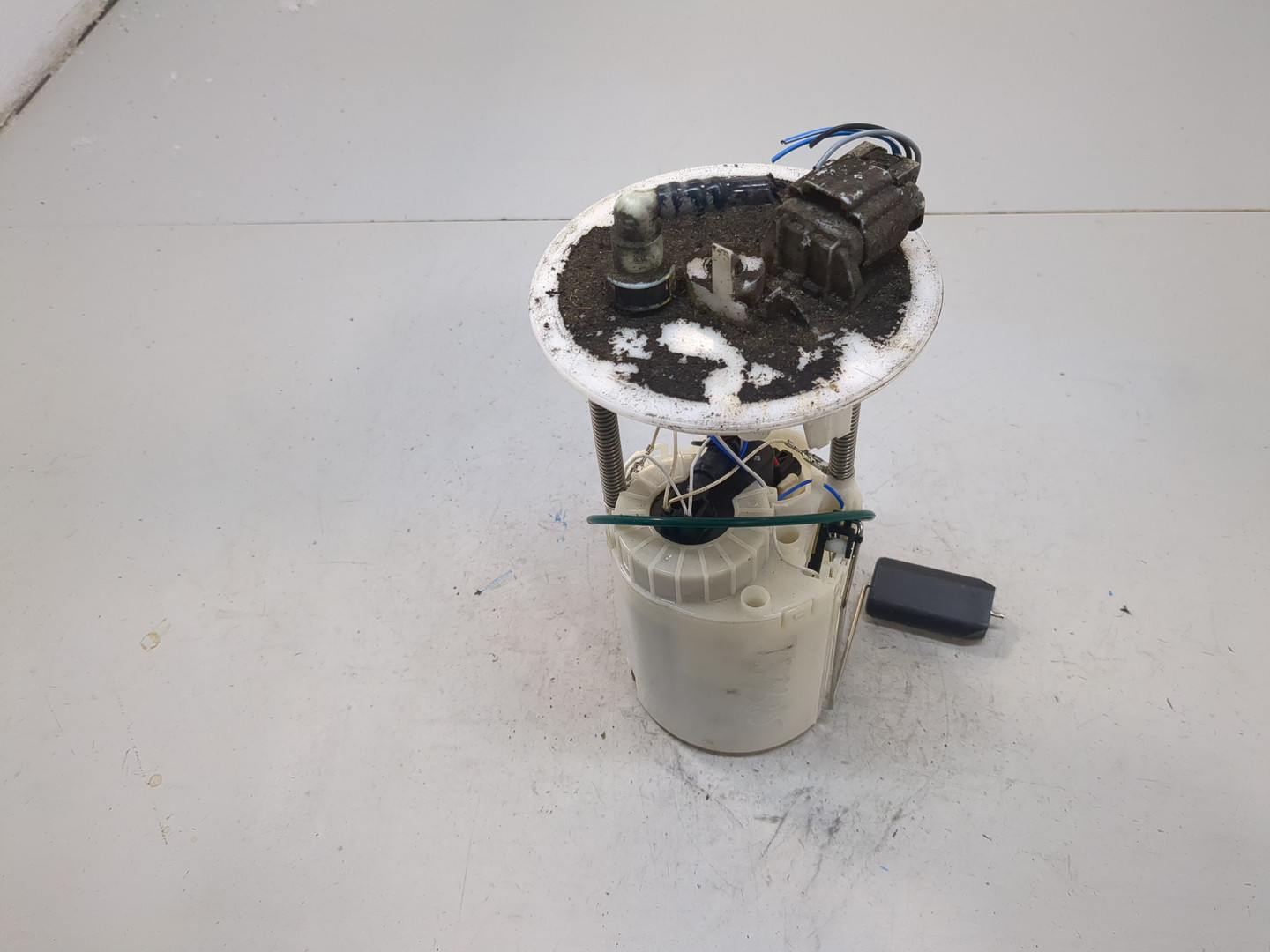 Насос топливный электрический