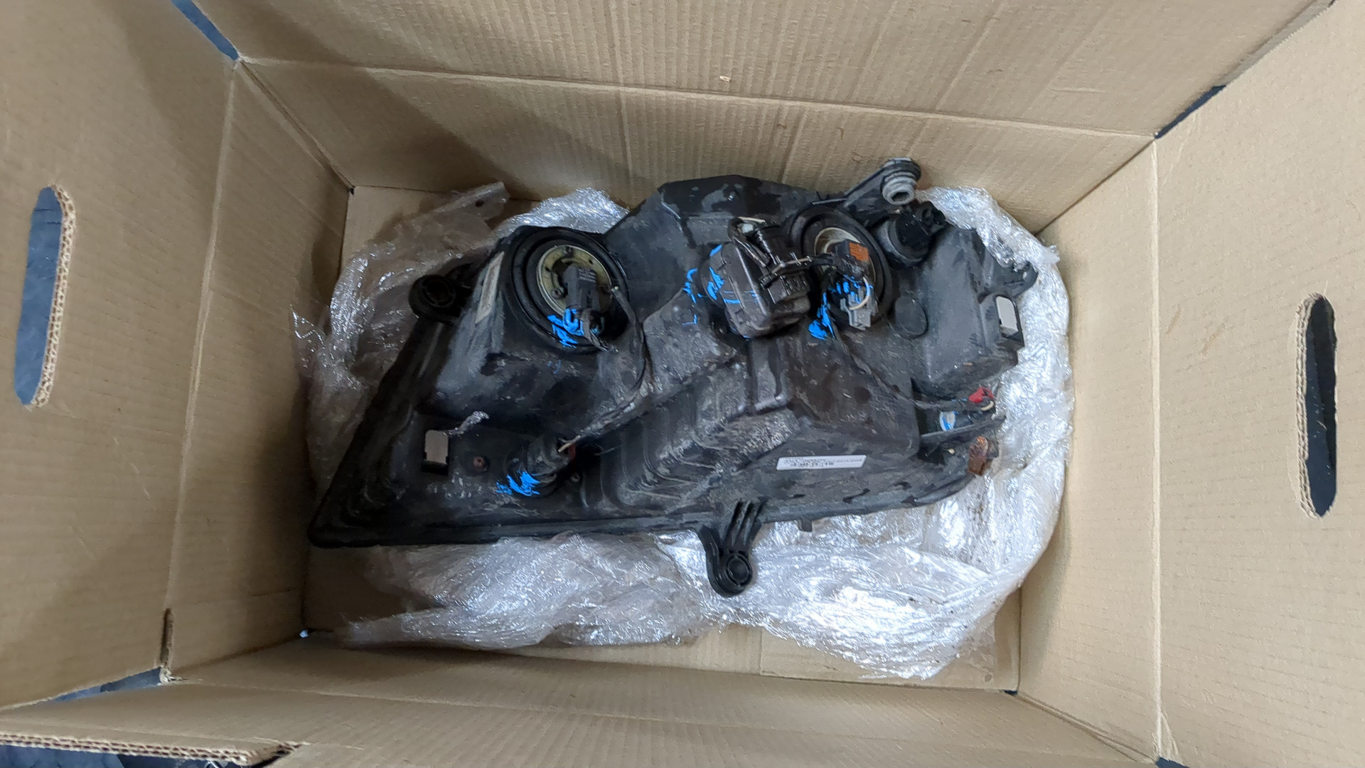 Фара правая