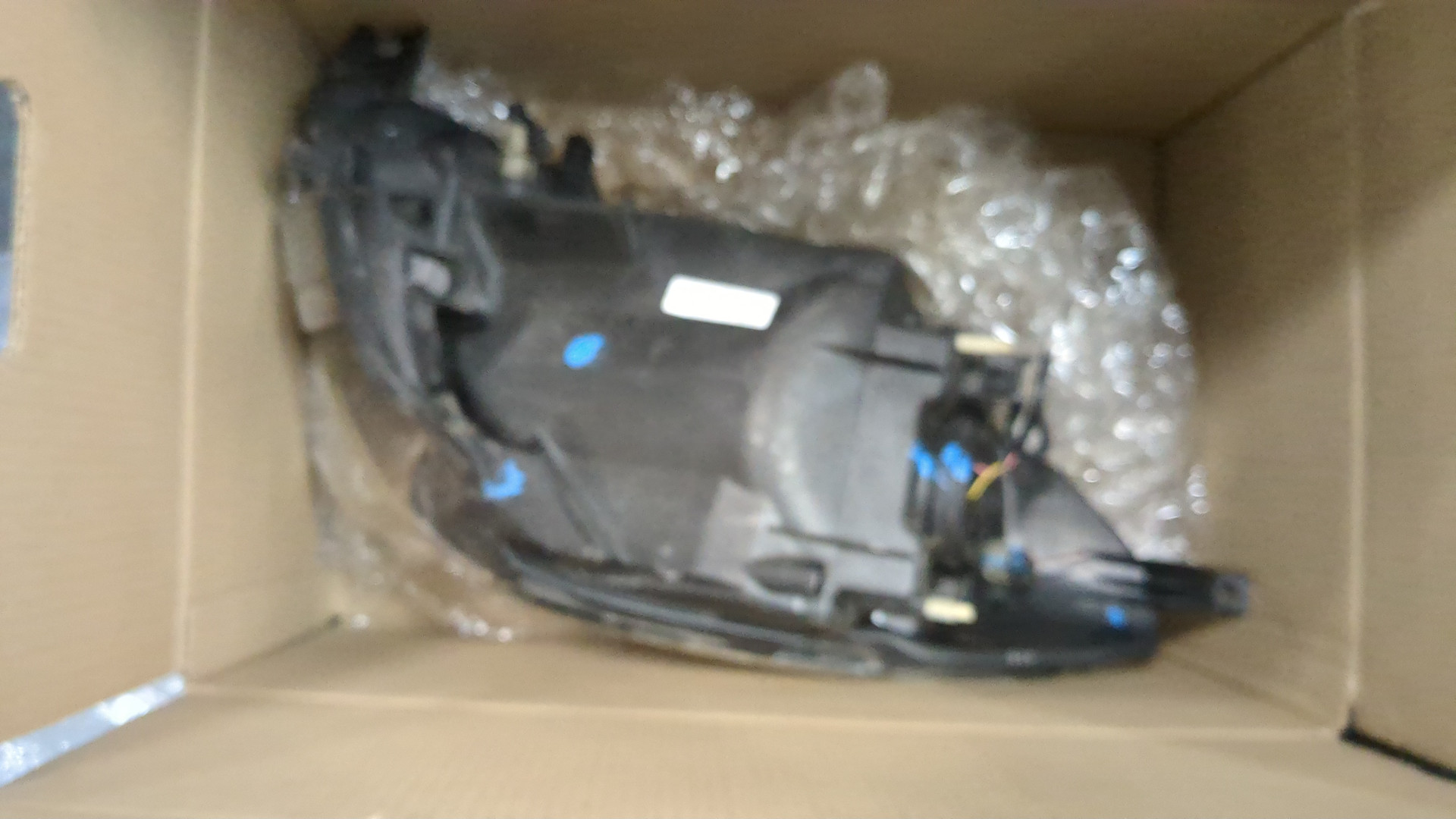 Фара правая