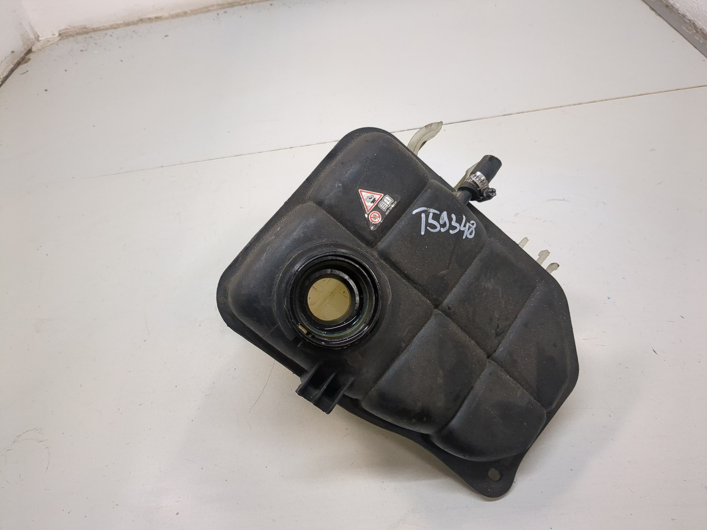 Бачок расширительный