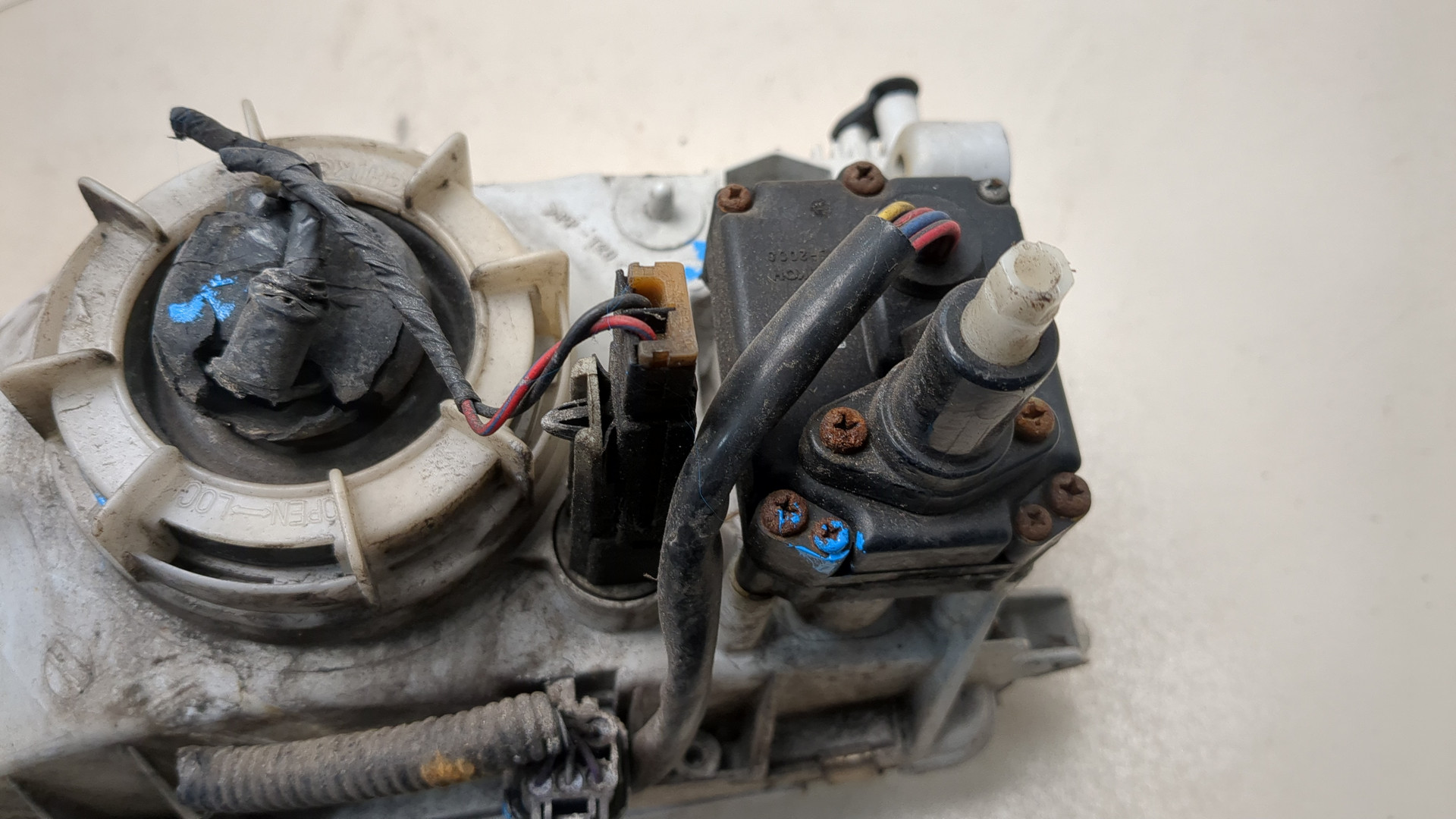 Фара правая