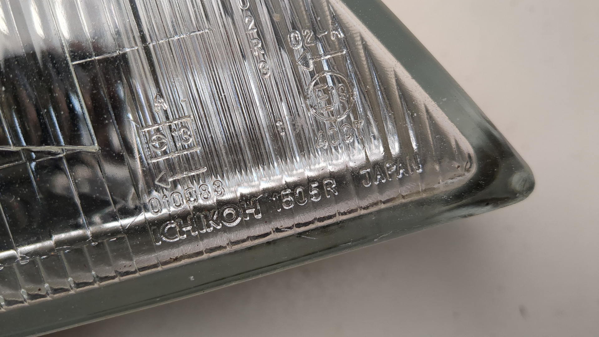 Фара правая