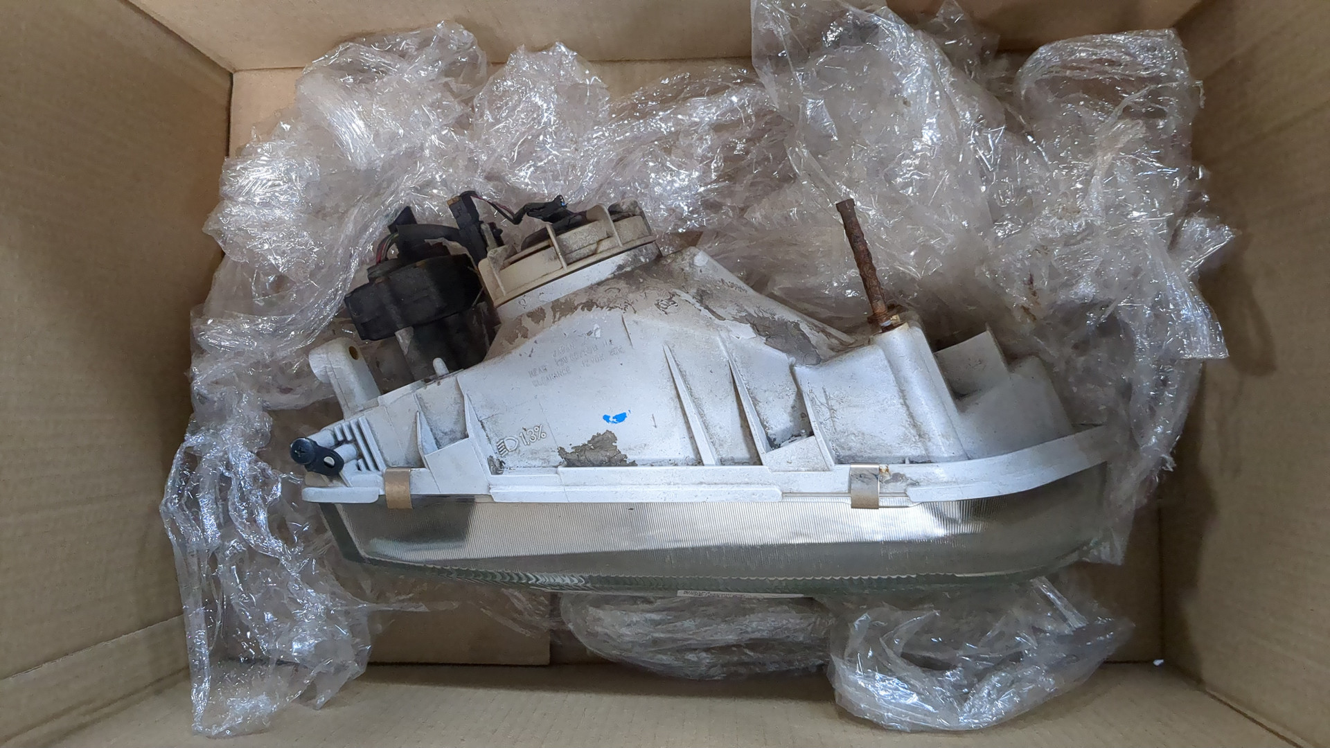 Фара правая