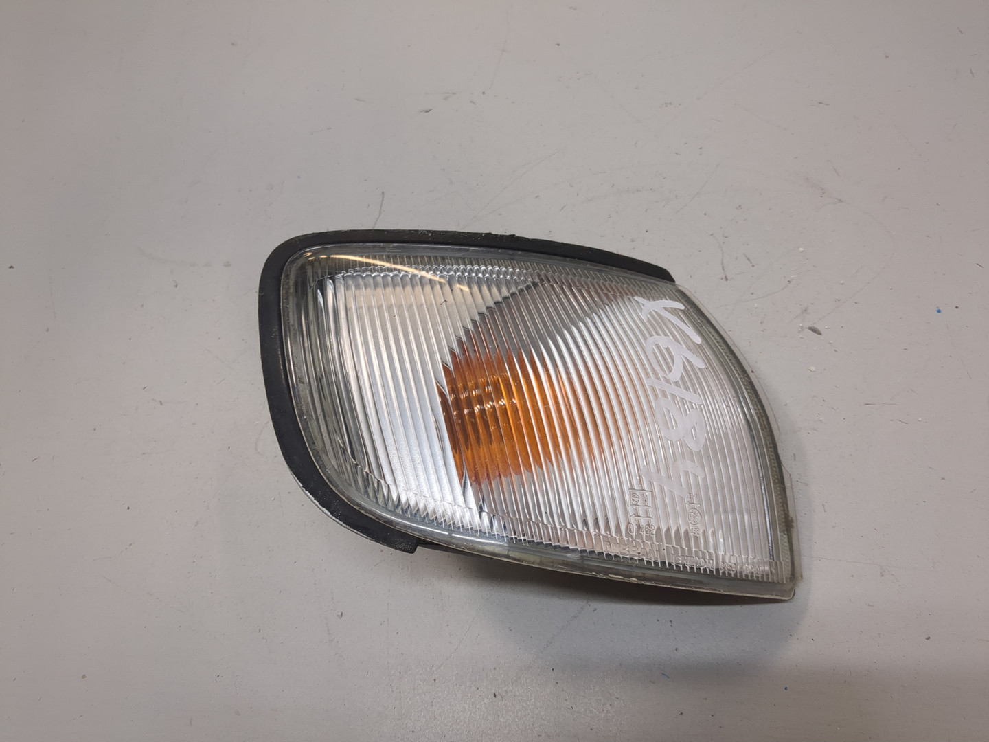 Повторитель на крыло правый