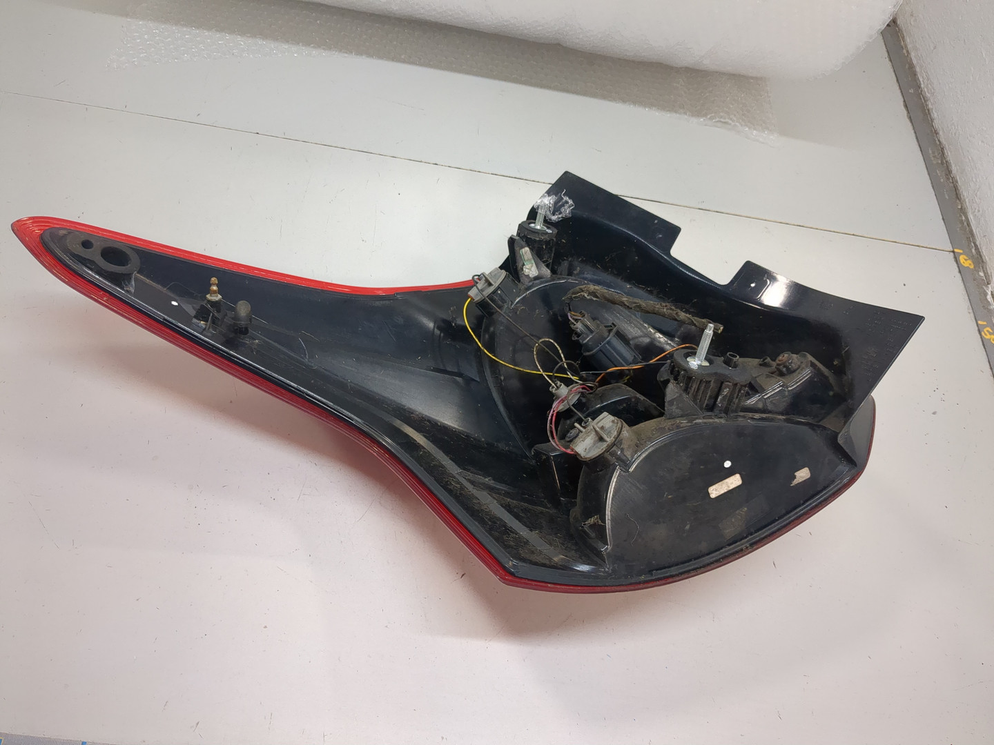 Фонарь задний правый