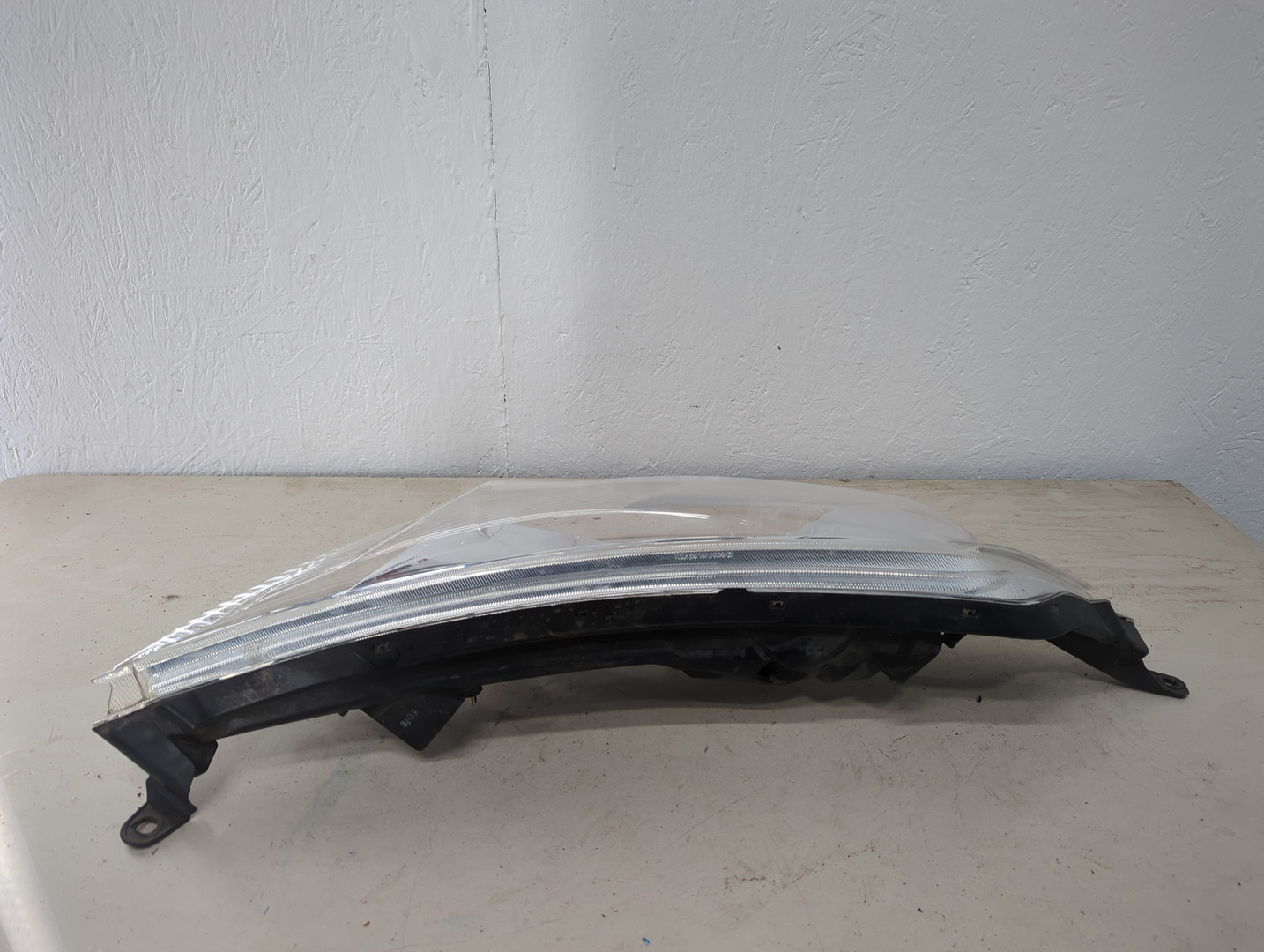 Фара дневного света правая (ходовые огни)