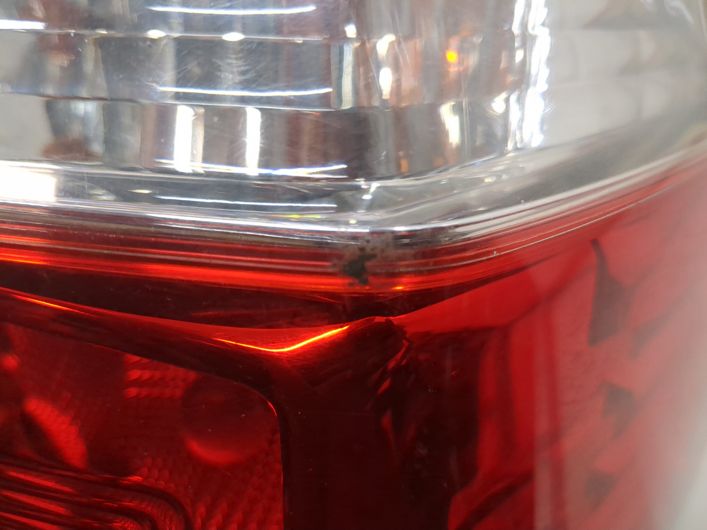 Фонарь задний правый