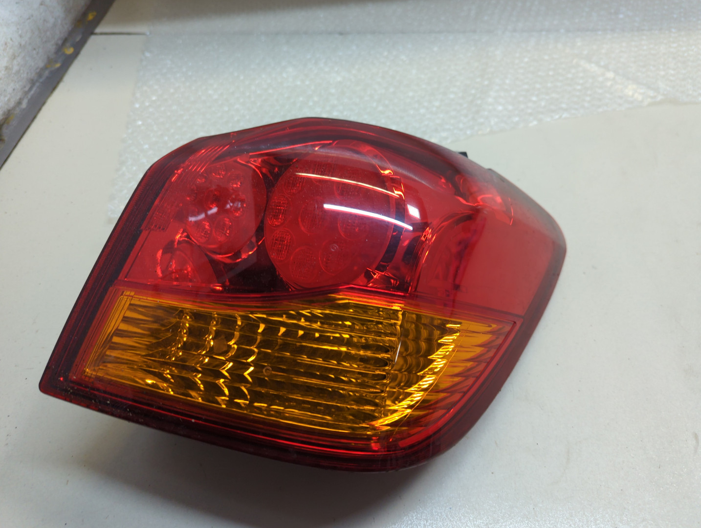 Фонарь задний правый