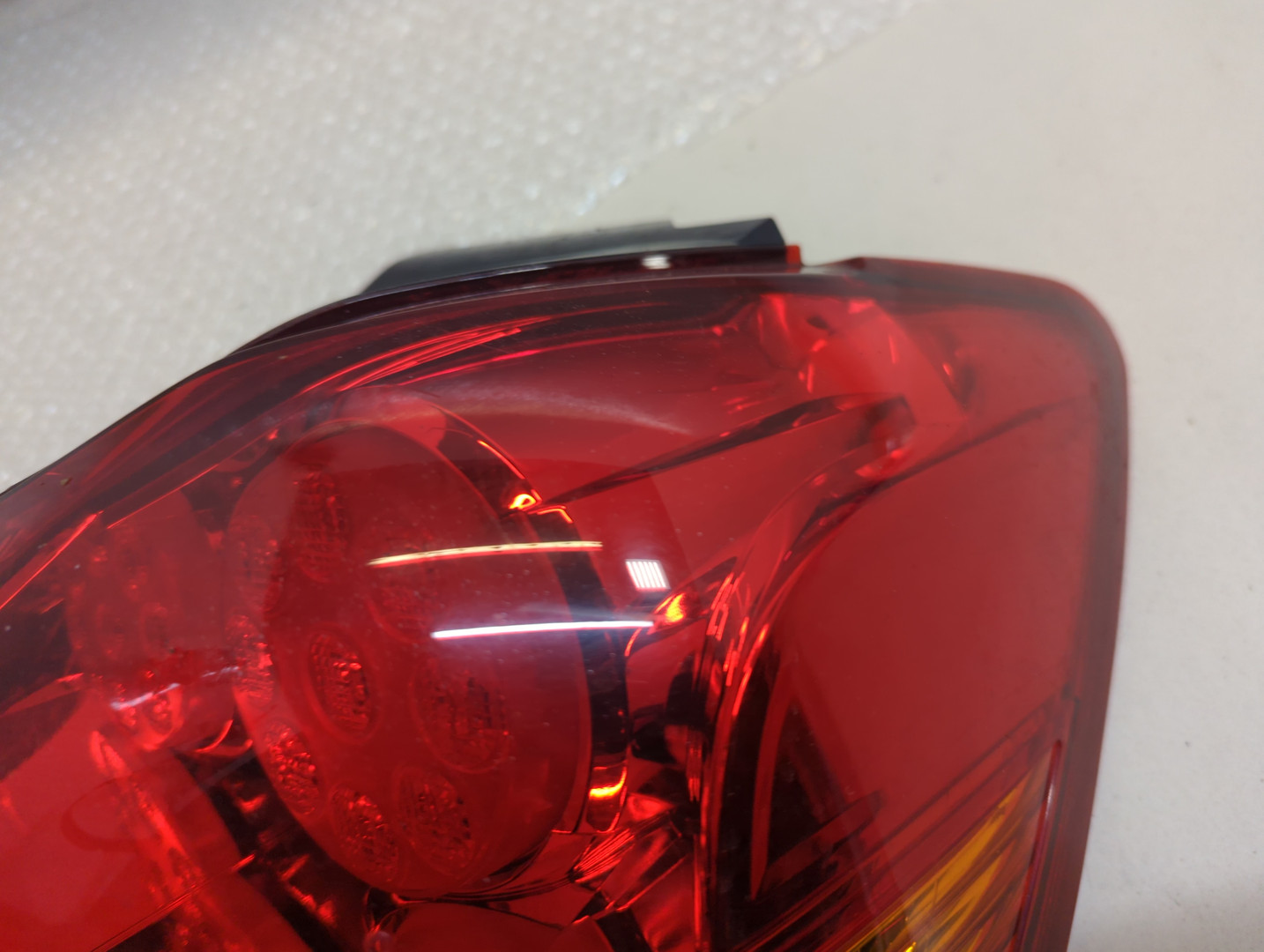 Фонарь задний правый