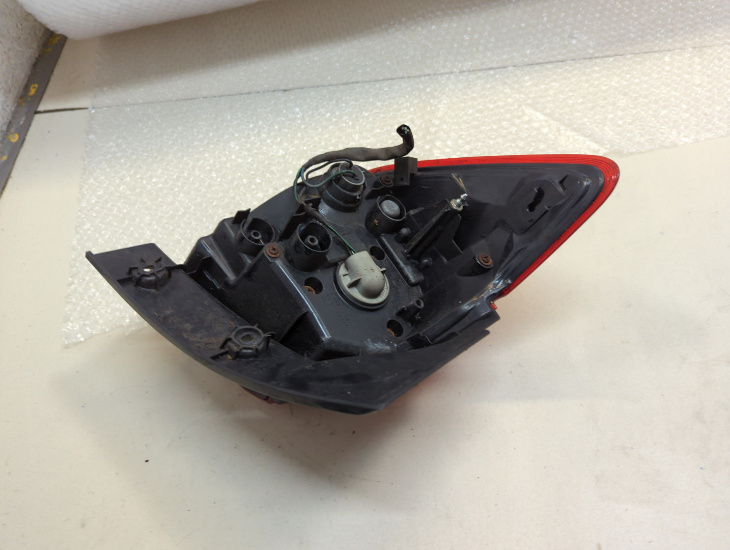 Фонарь задний правый