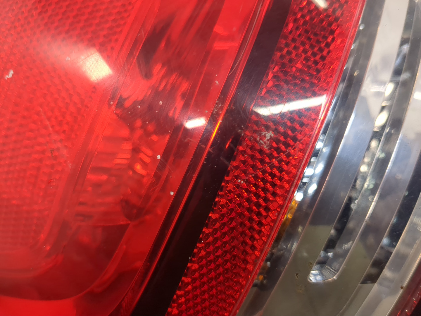 Фонарь задний левый