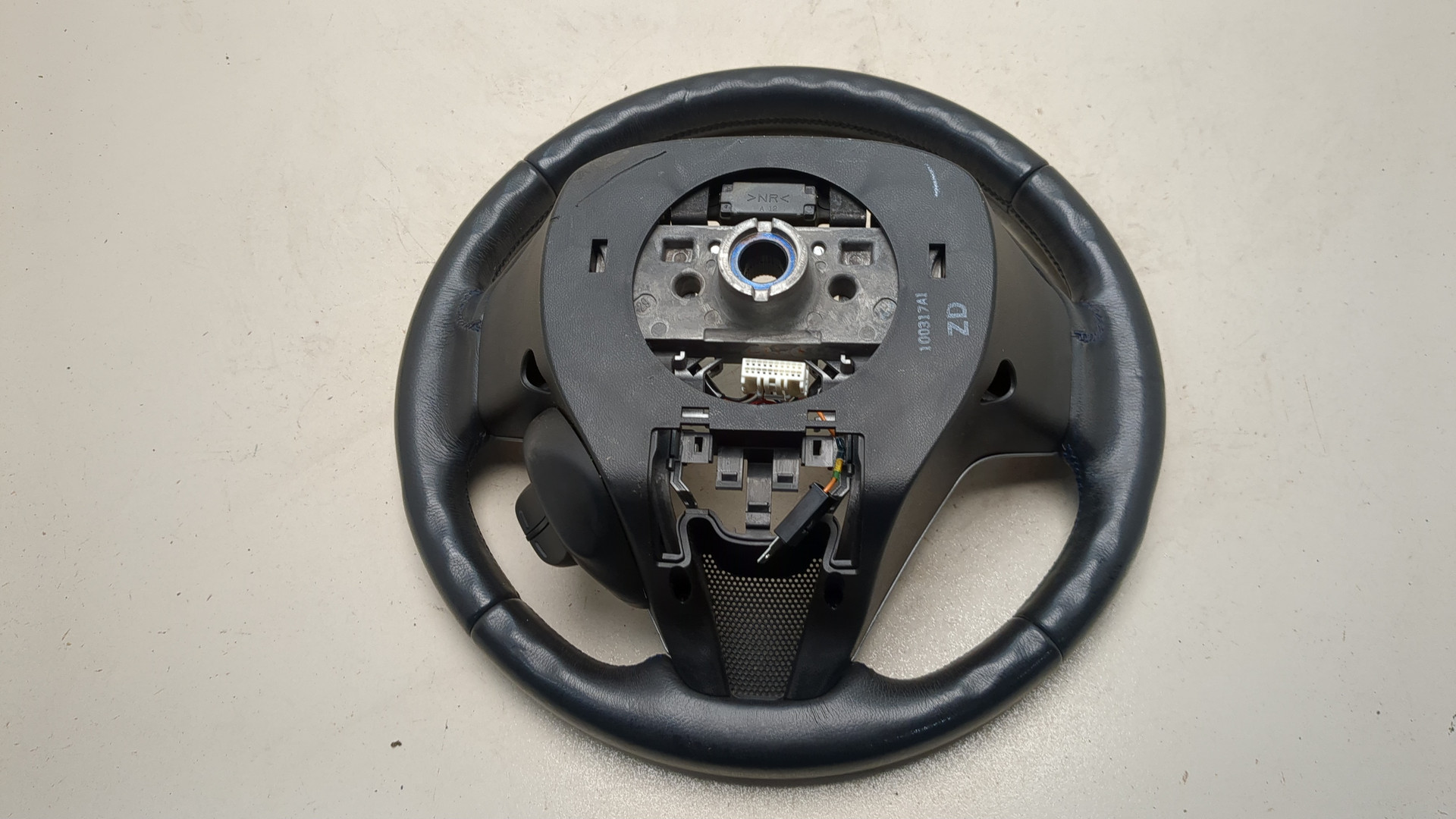 Рулевое колесо (руль)