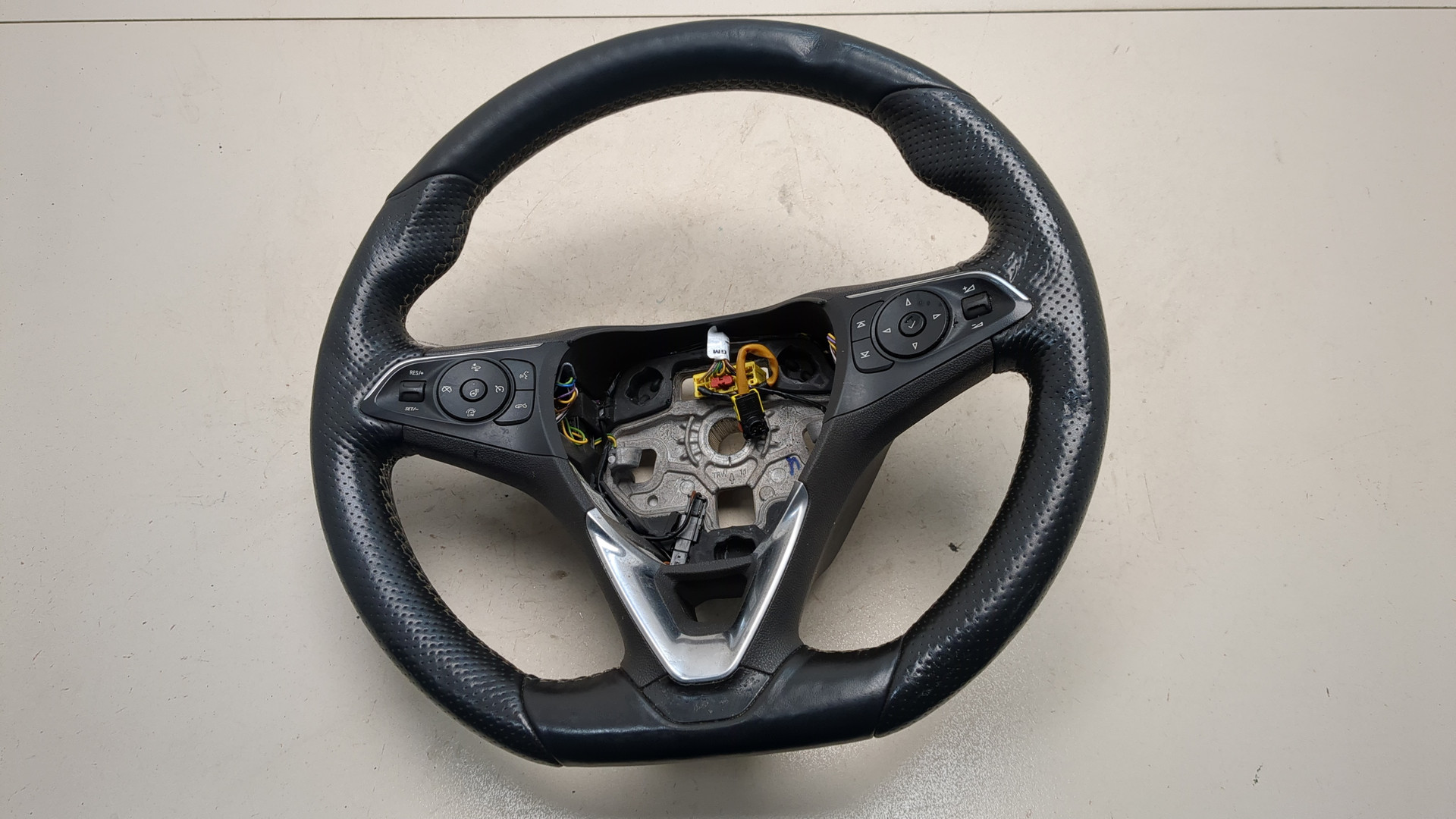 Рулевое колесо (руль)