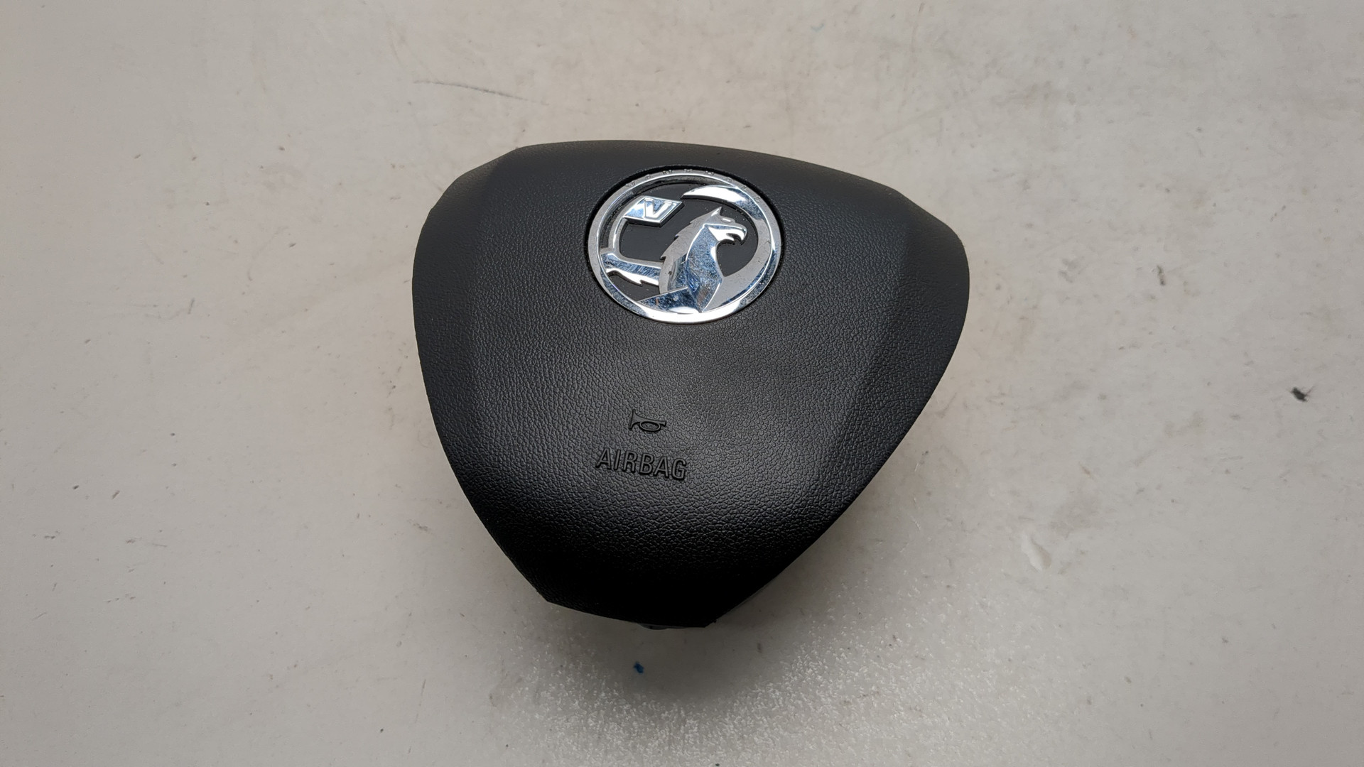 Подушка безопасности в рулевое колесо