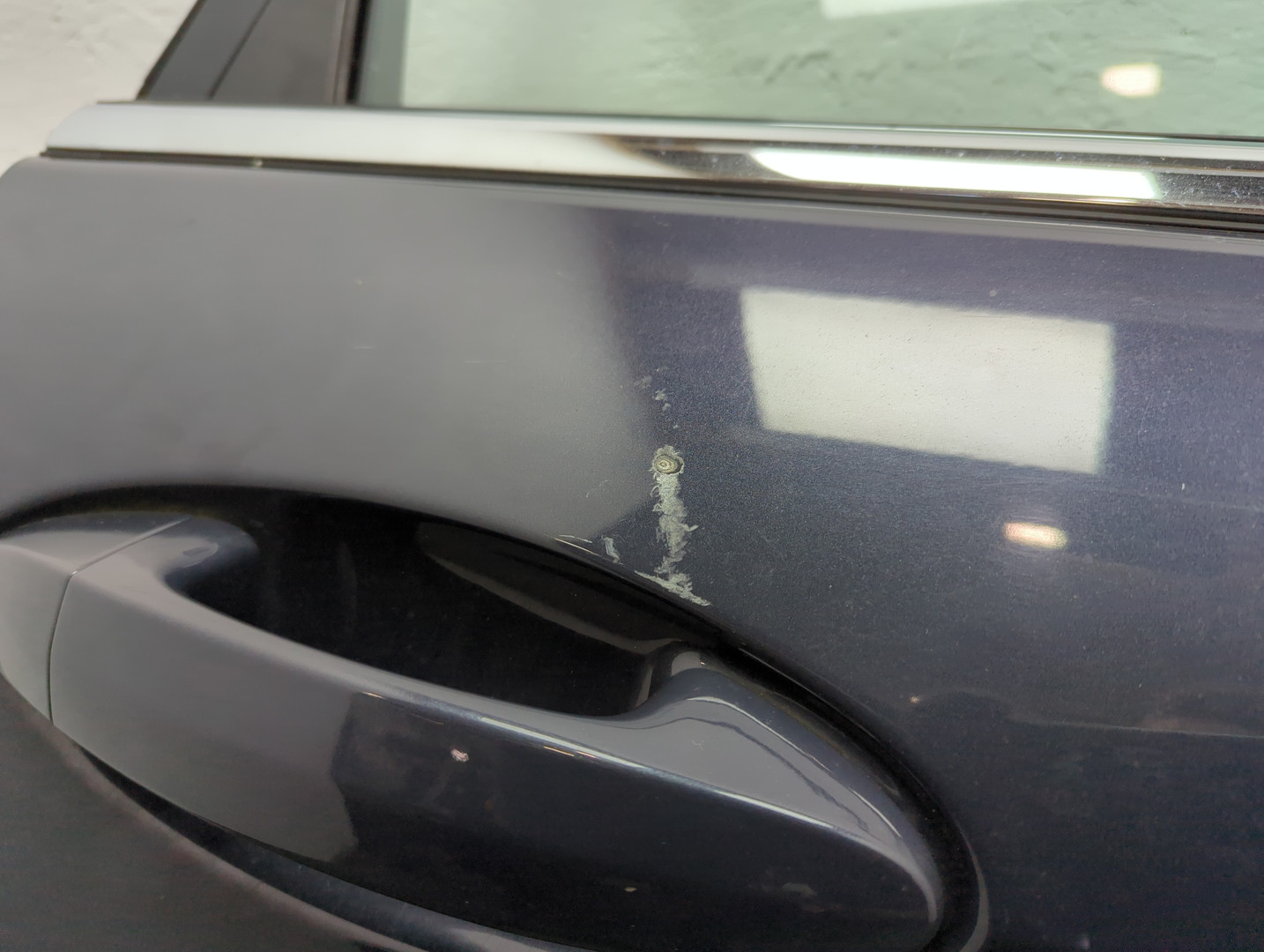 Дверь задняя правая