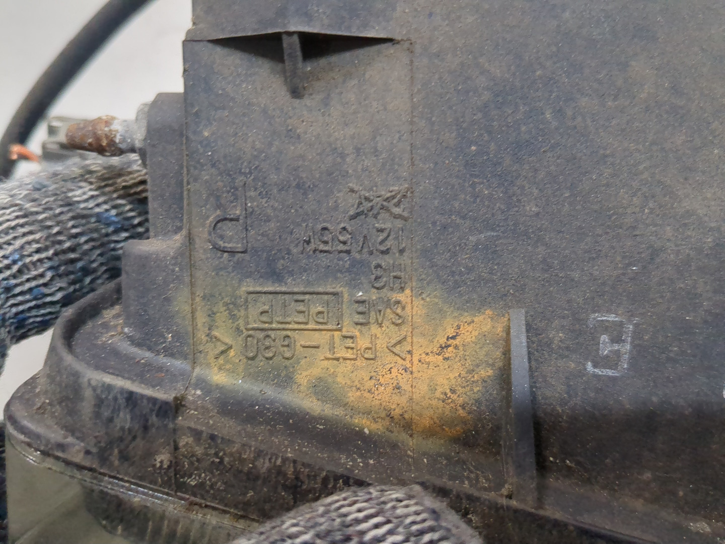 Фара противотуманная правая