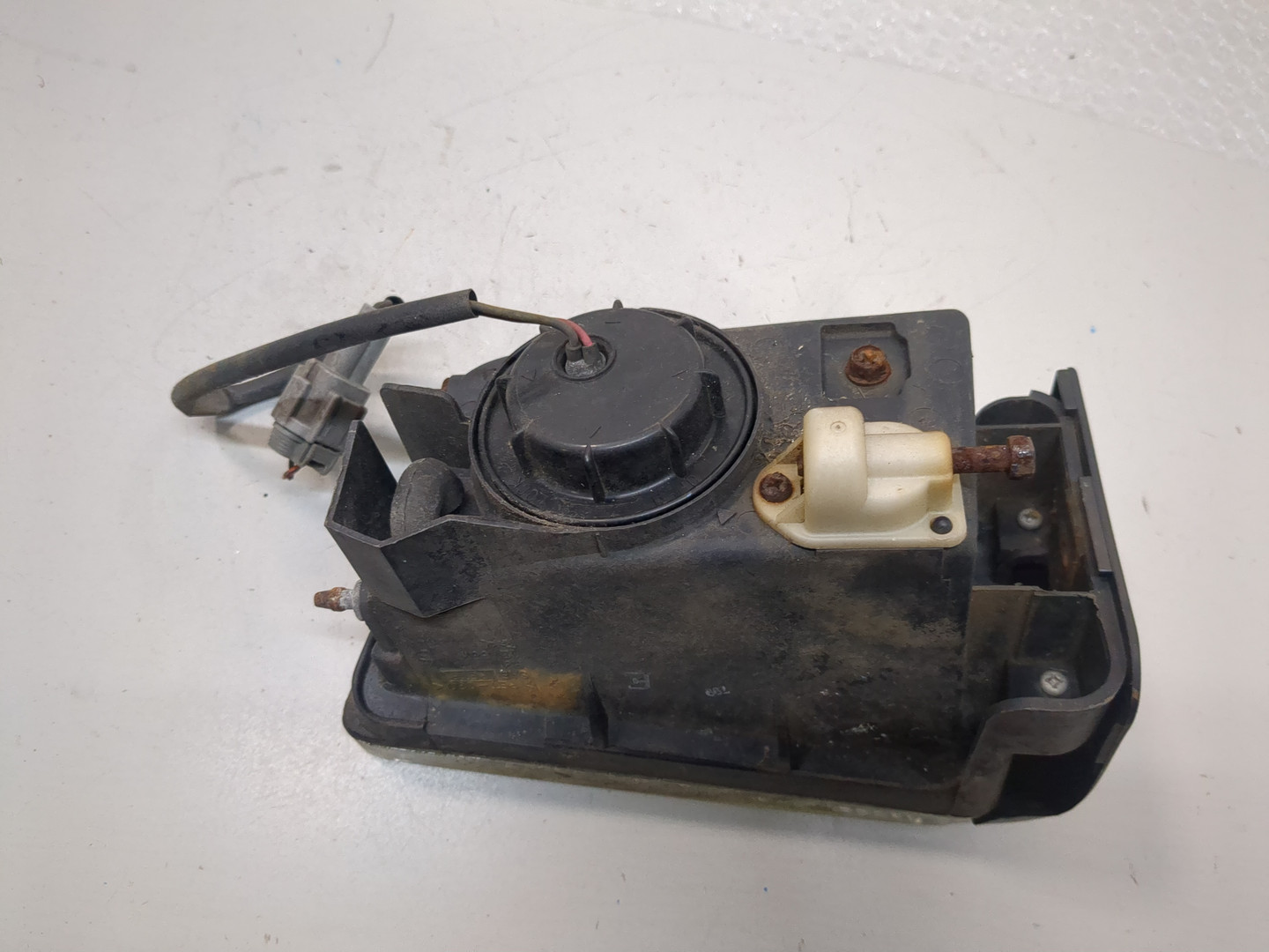 Фара противотуманная правая