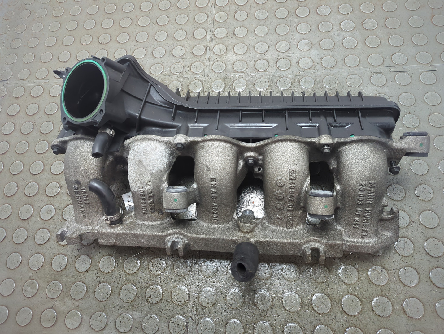 Коллектор впускной