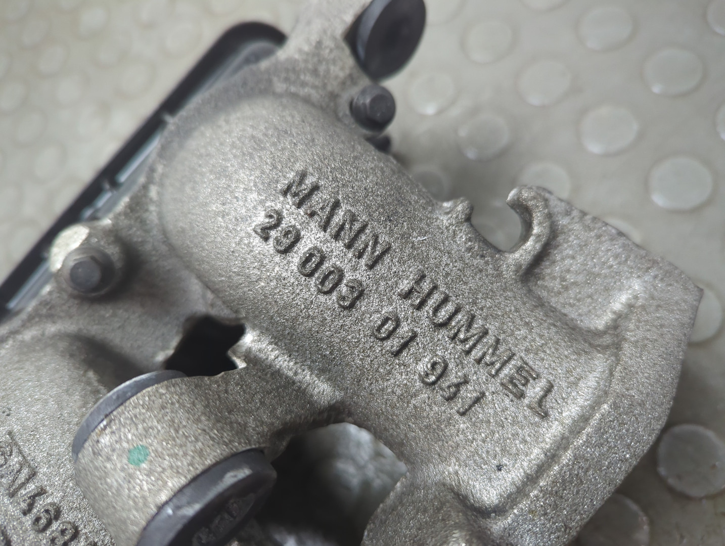 Коллектор впускной