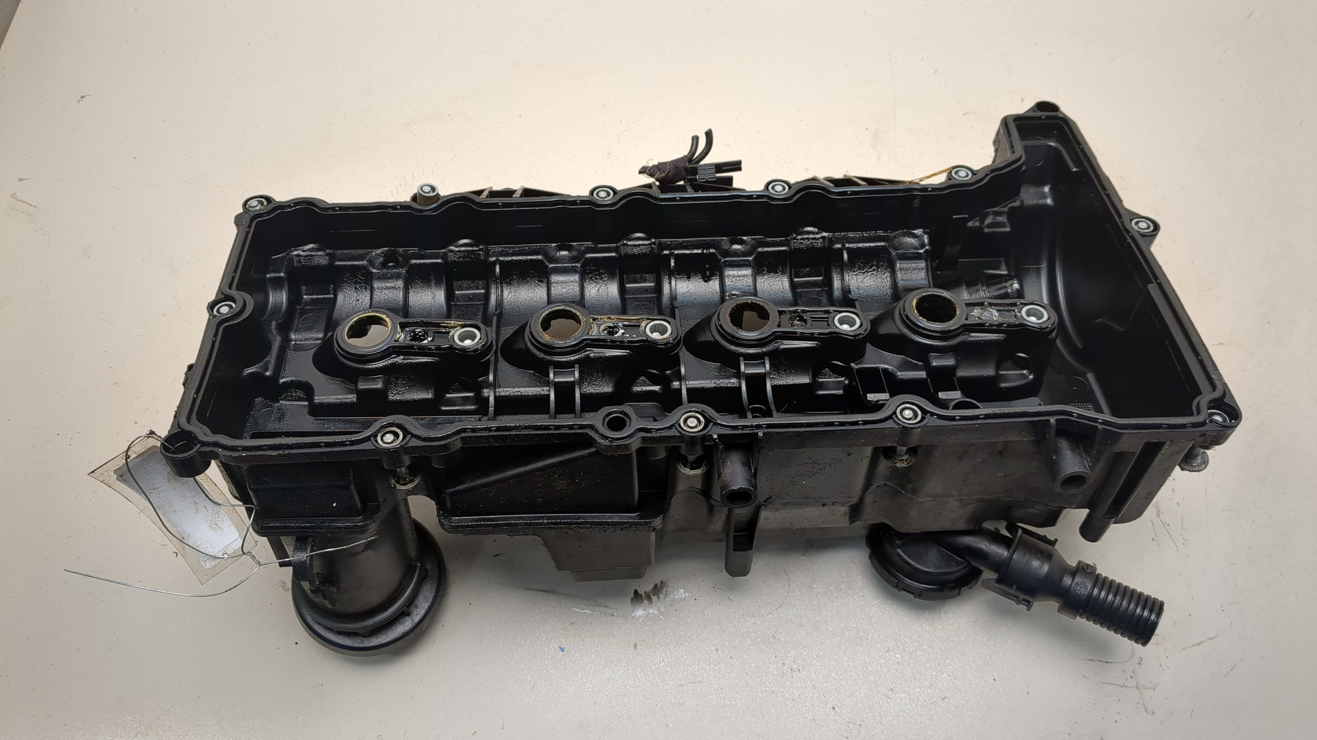 Крышка клапанная ГБЦ