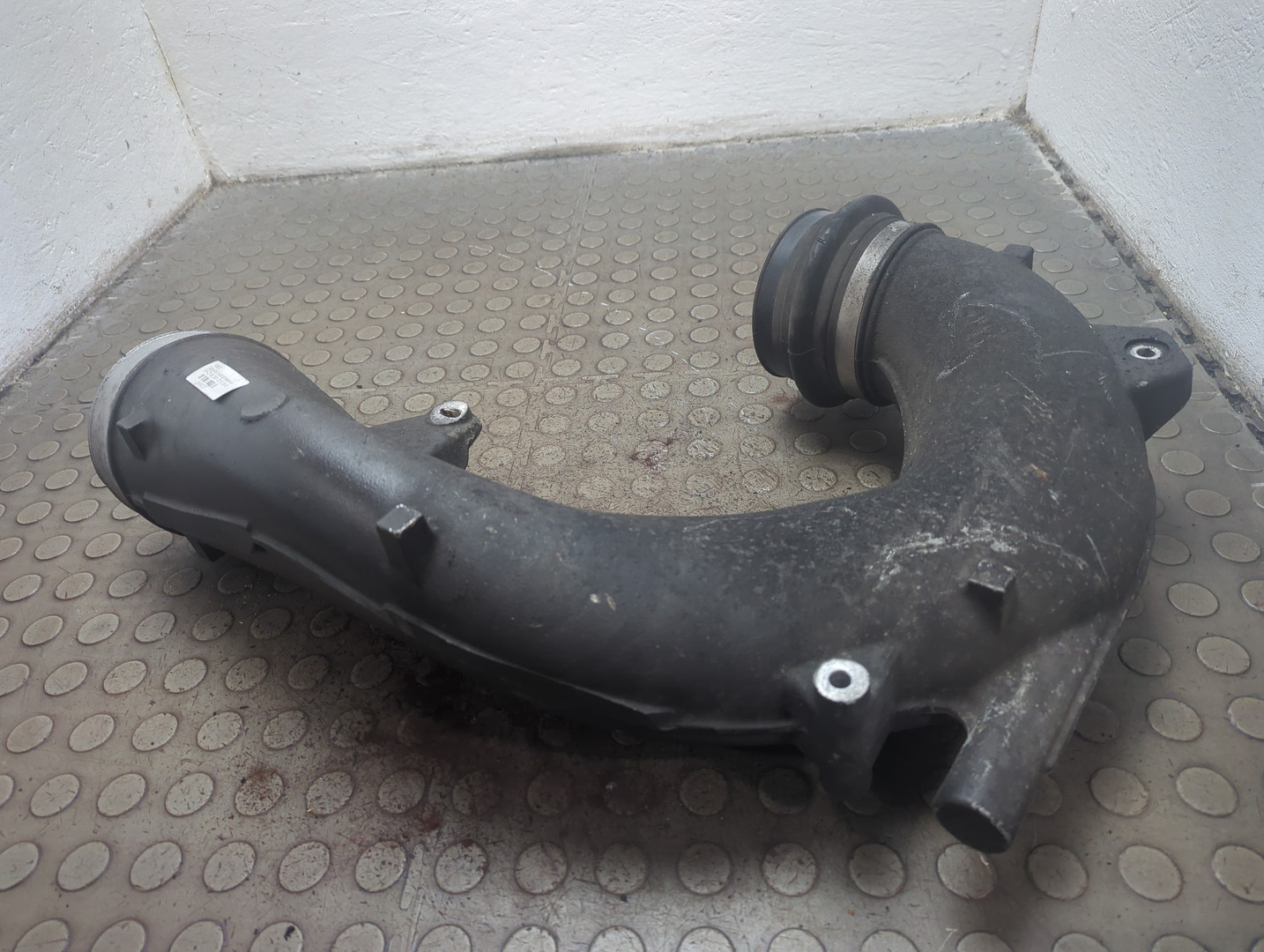 Патрубок интеркулера