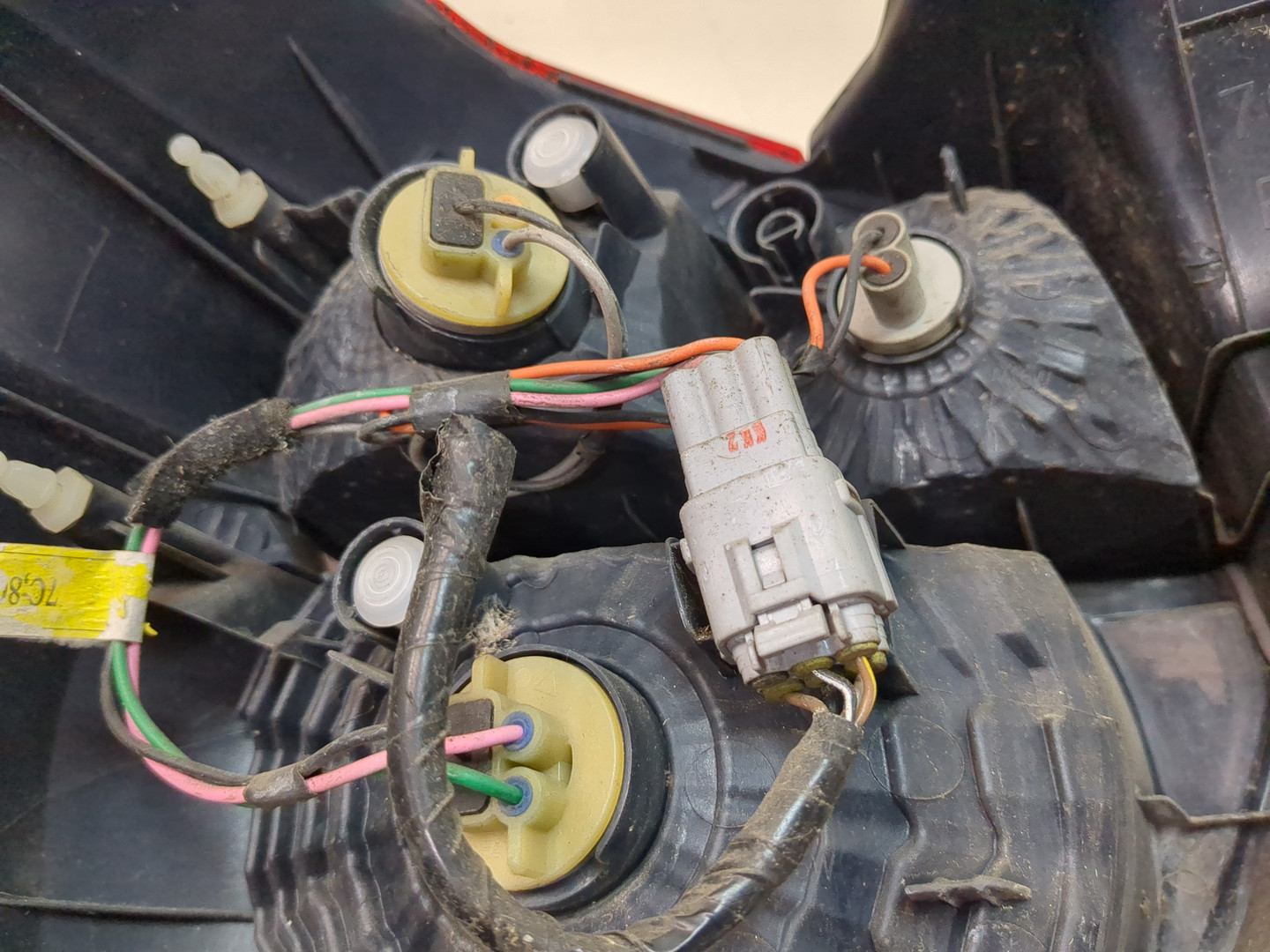 Фонарь задний правый