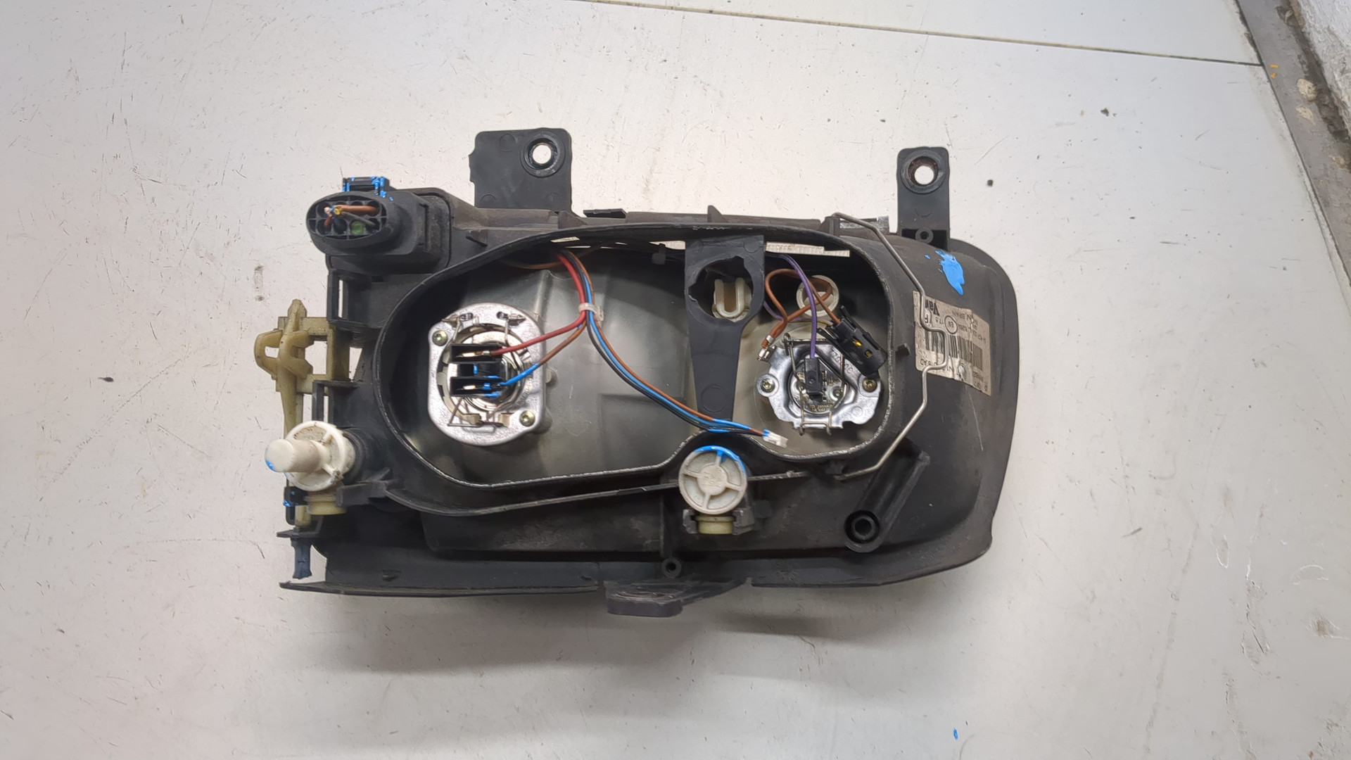 Фара правая