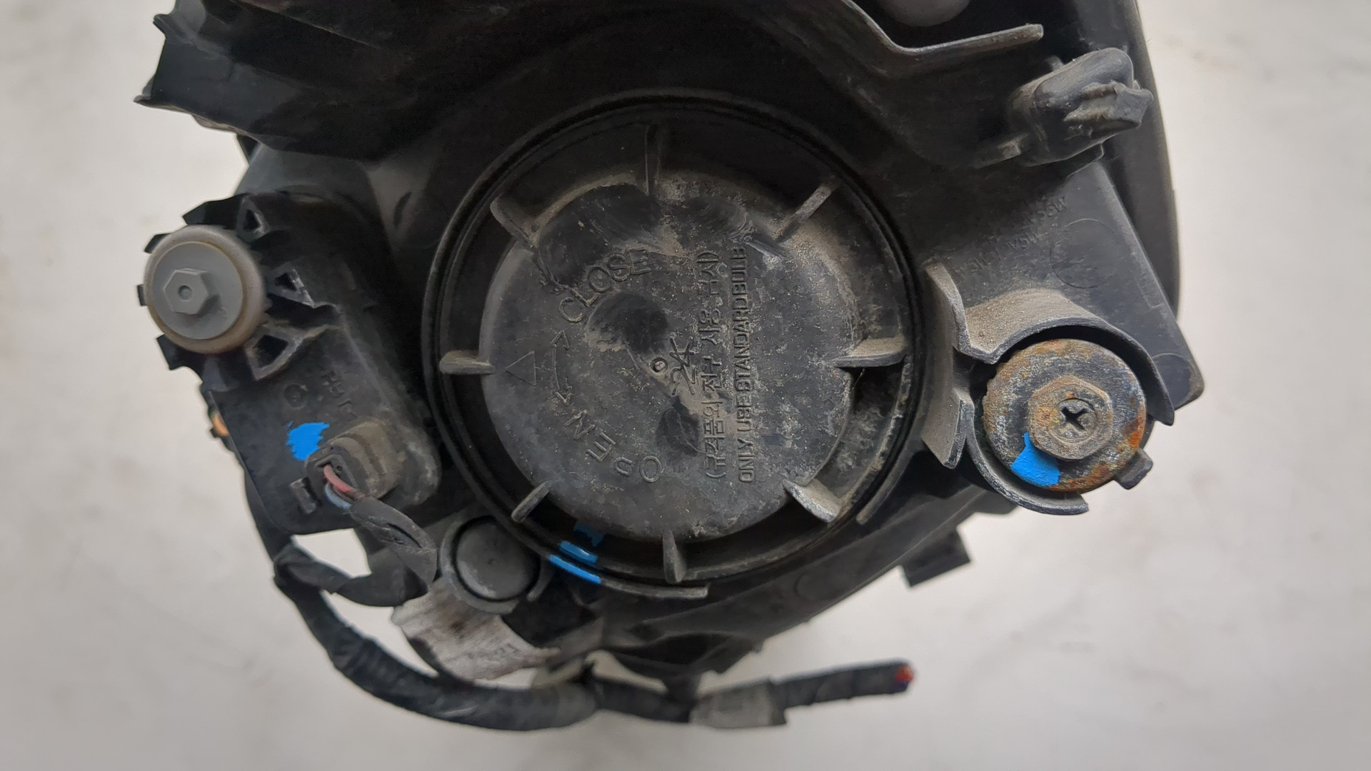 Фара правая