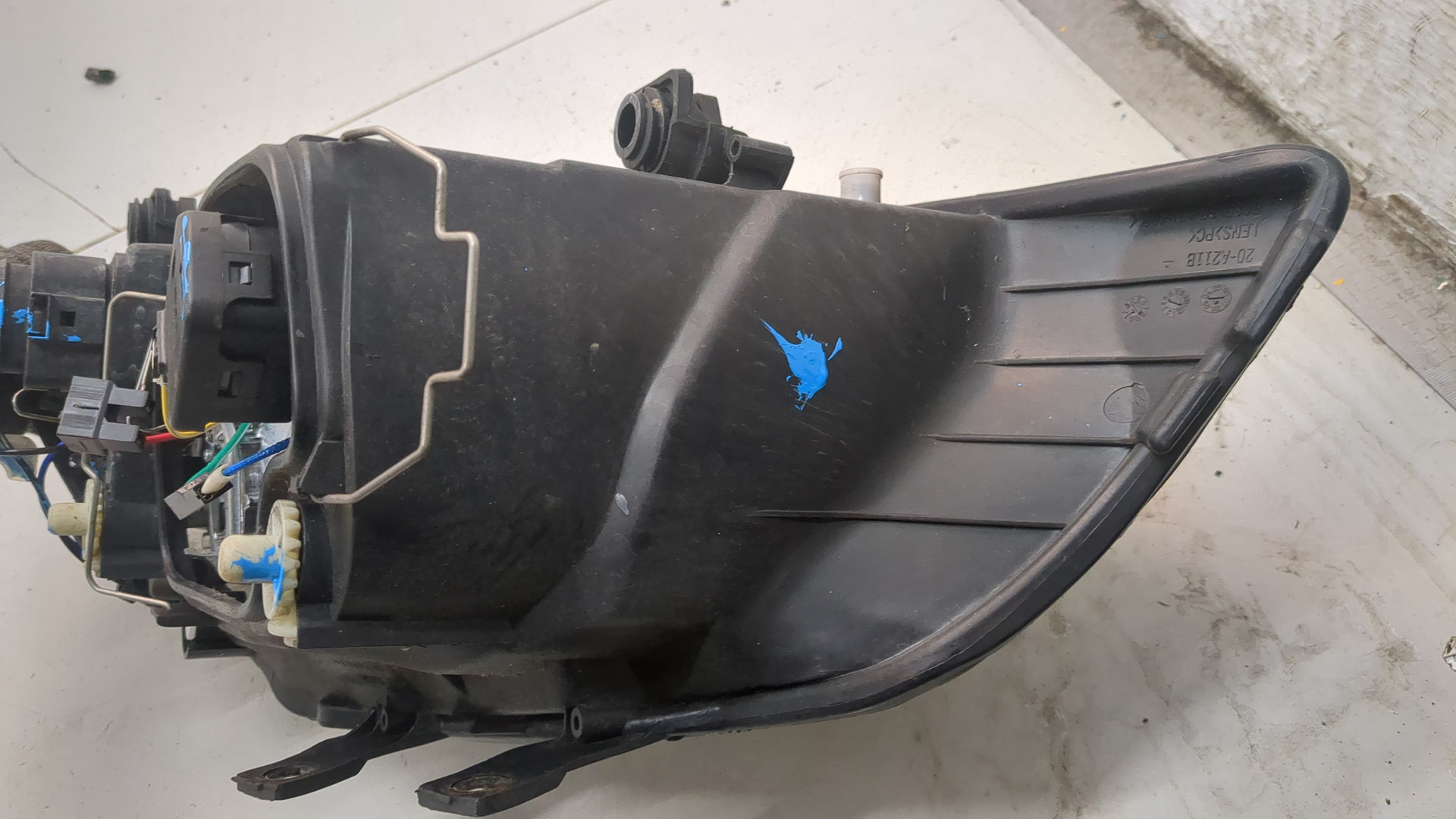 Фара правая