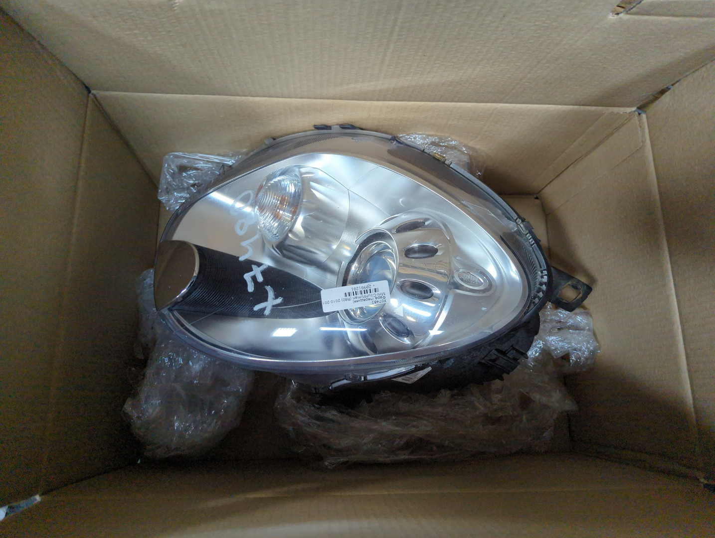 Фара правая