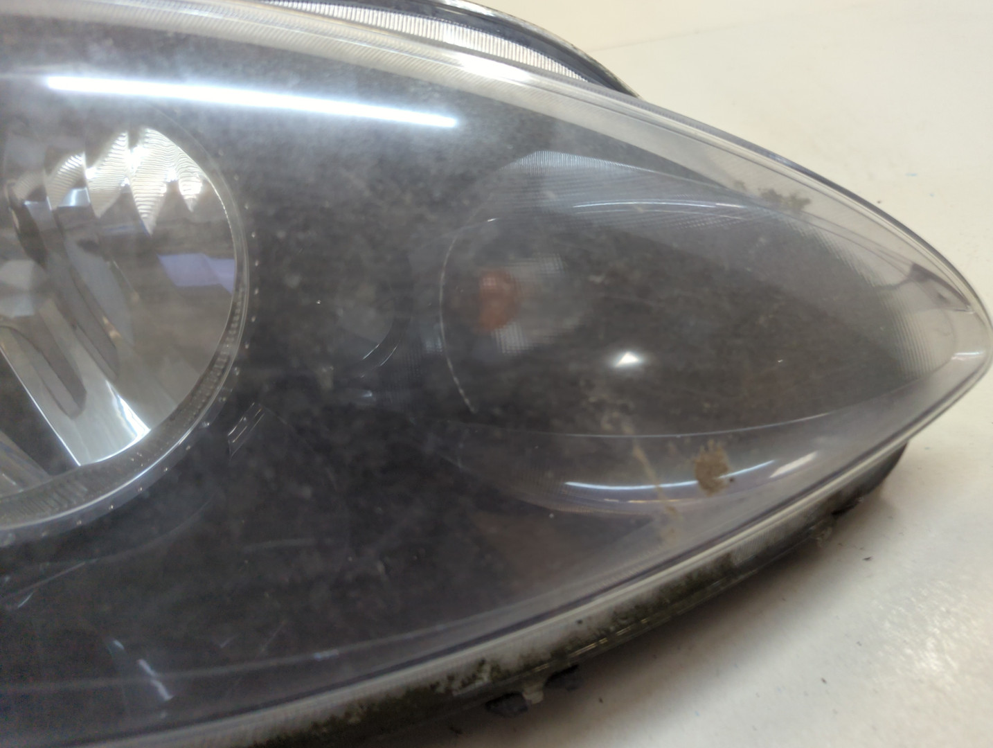 Фара правая